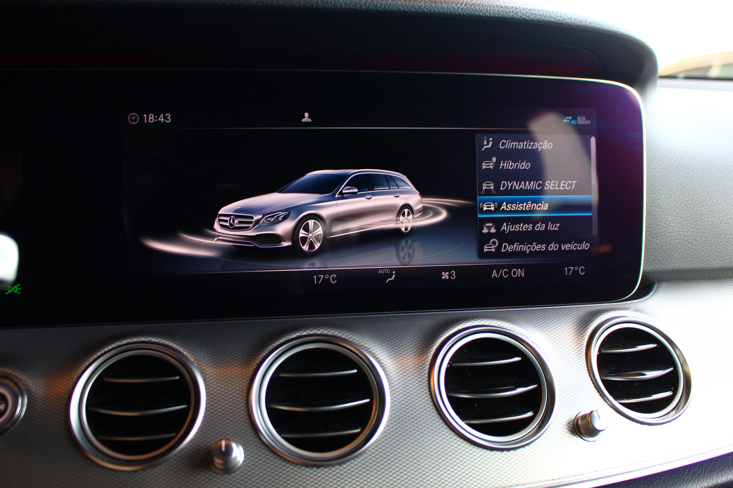 Mercedes-Benz E 300 de AMG Line