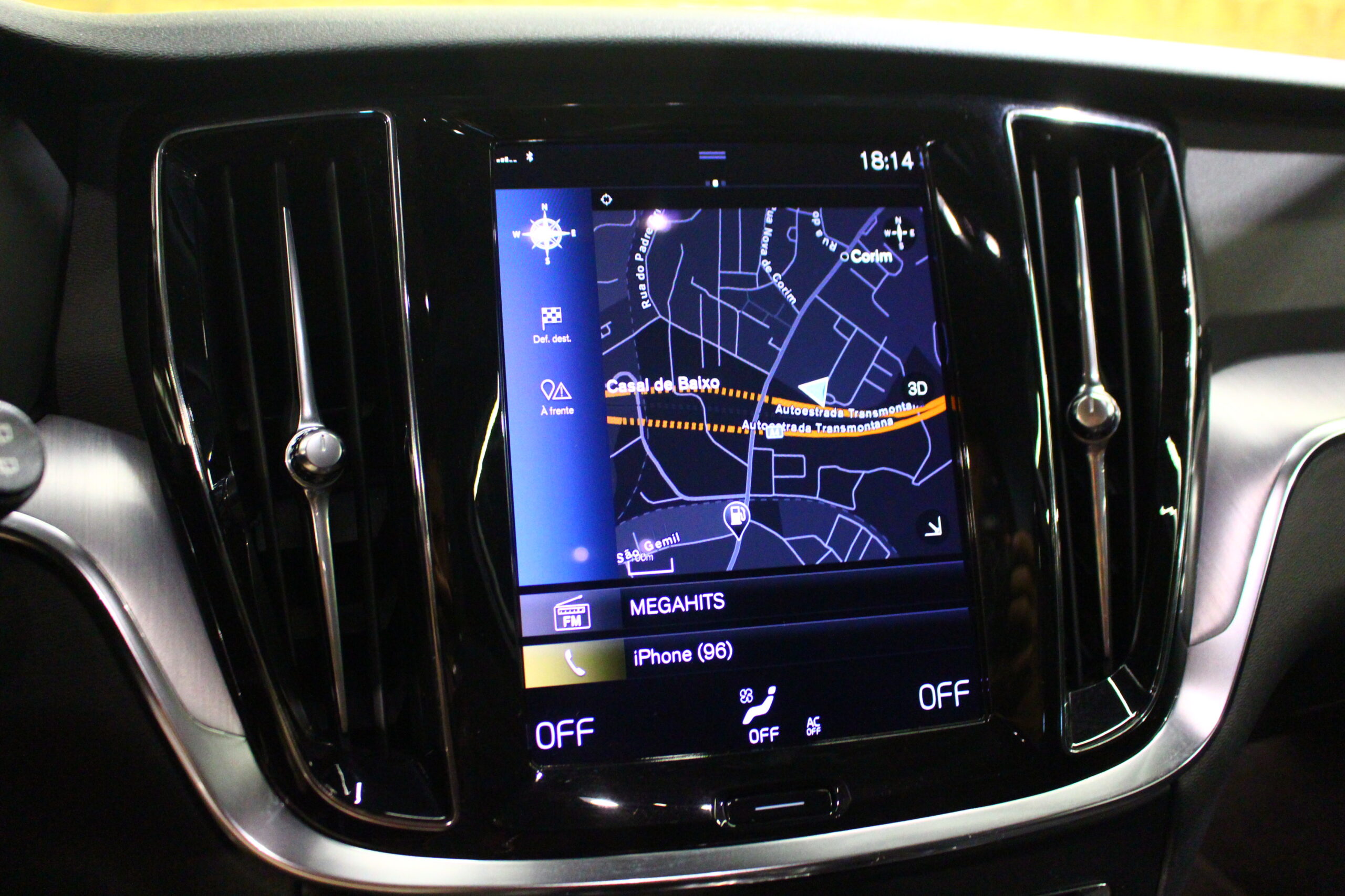 VOLVO V60 T6 Plug-in