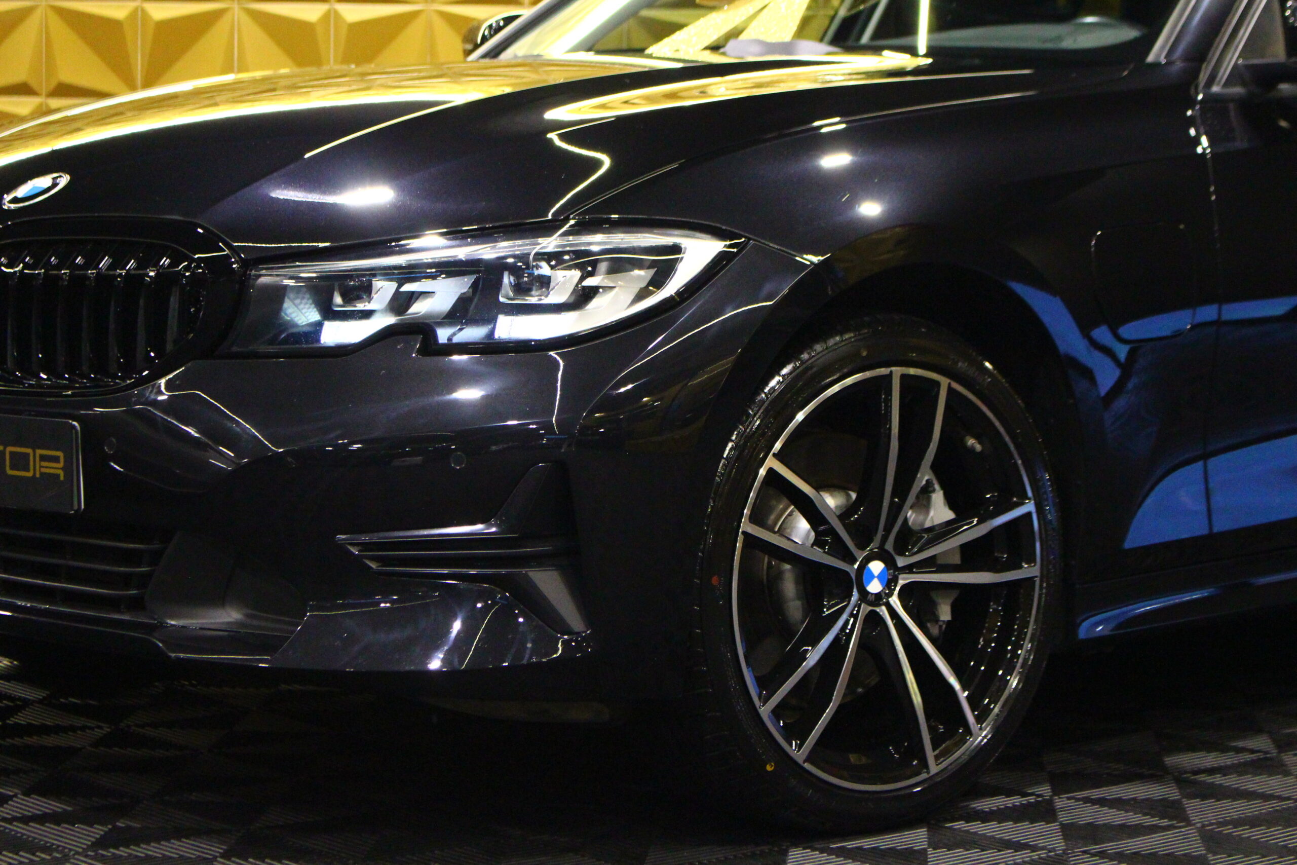BMW 320 e Line Sport Auto