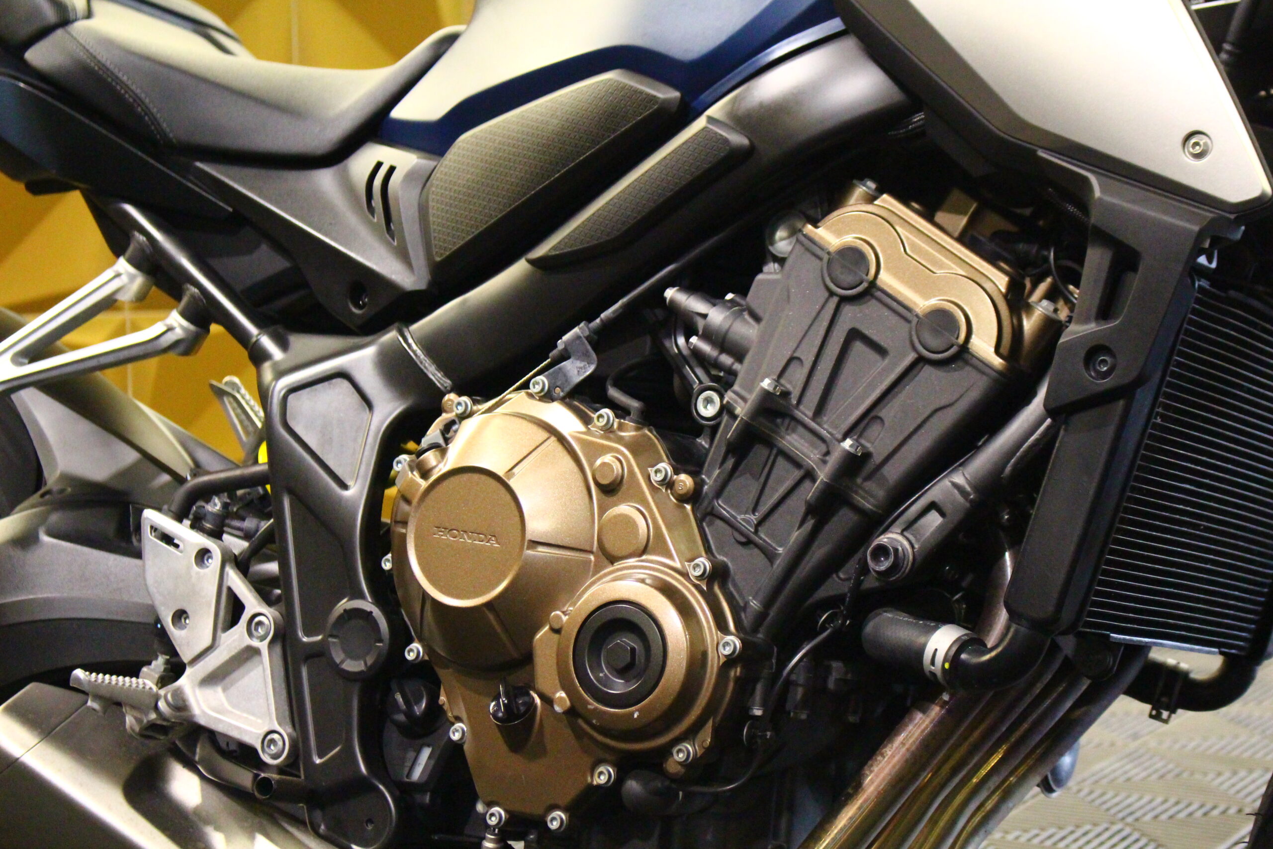 Honda CB 650R E-Clutch
