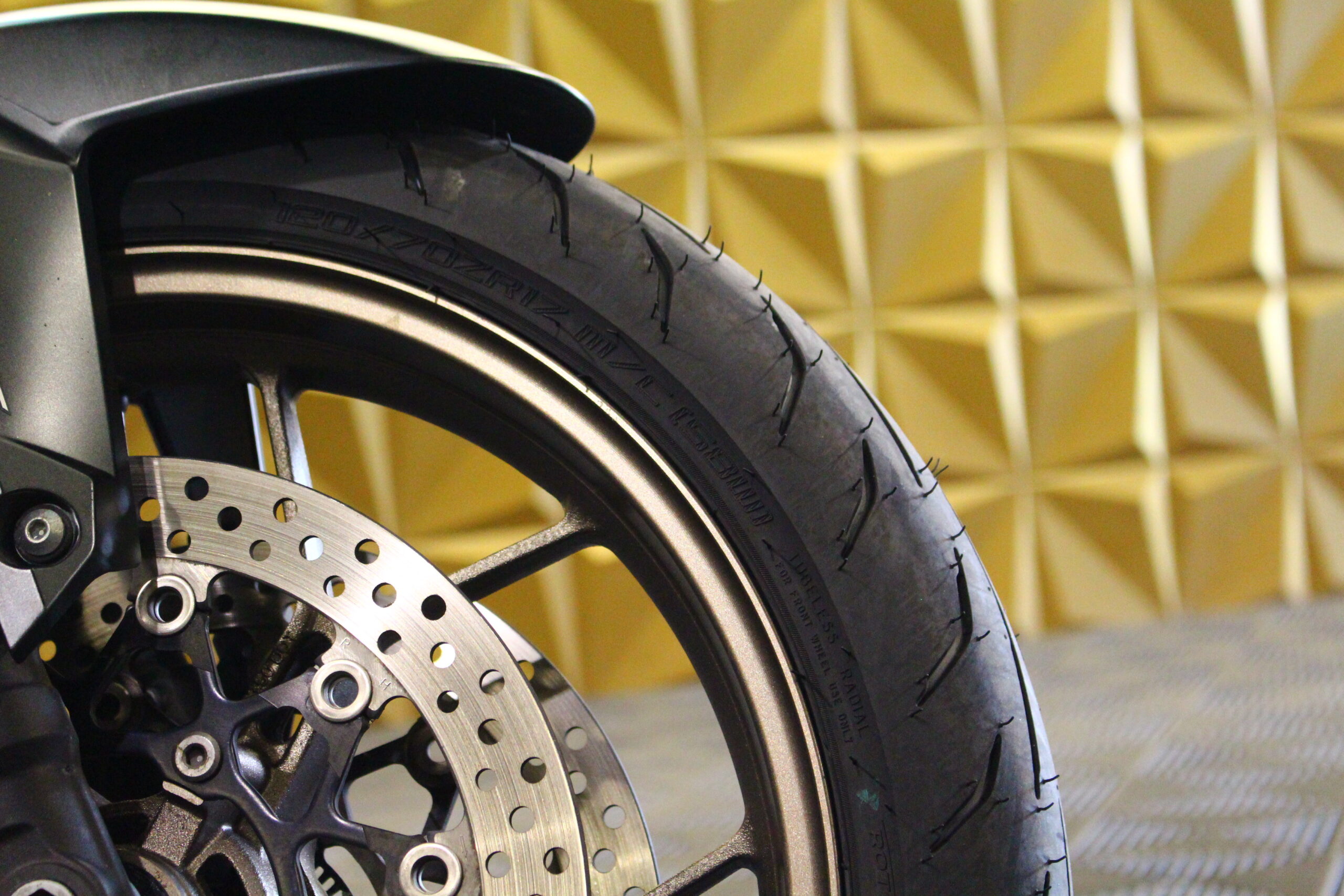 Honda CB 650R E-Clutch