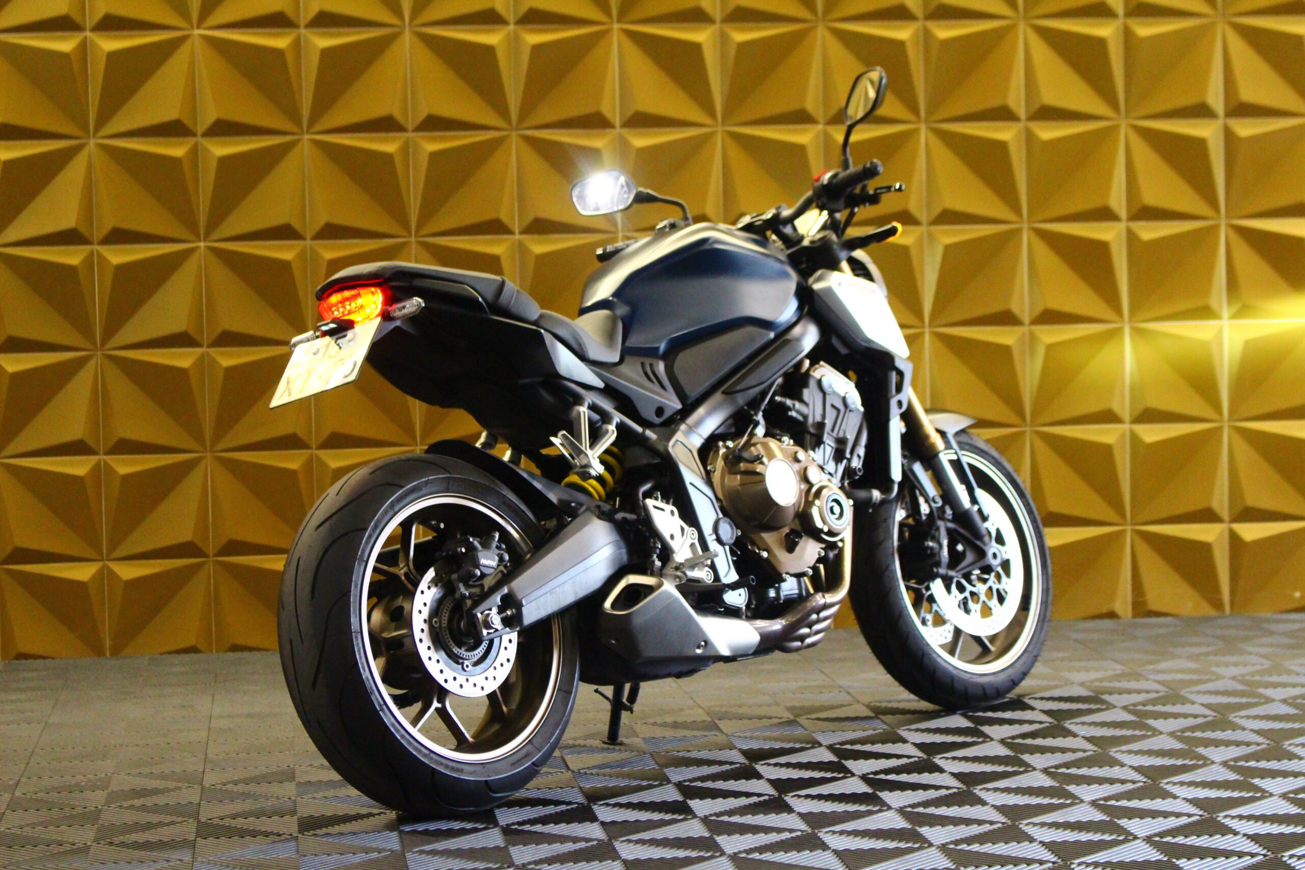 Honda CB 650R E-Clutch