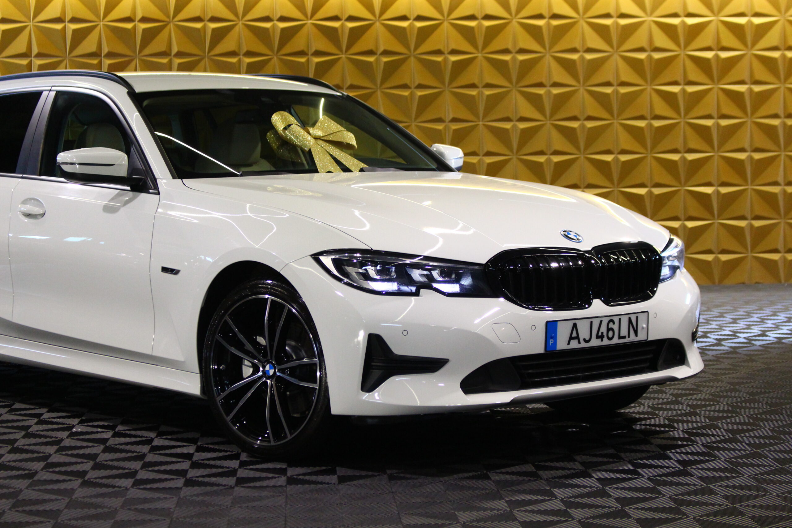 BMW 330e Plug-In