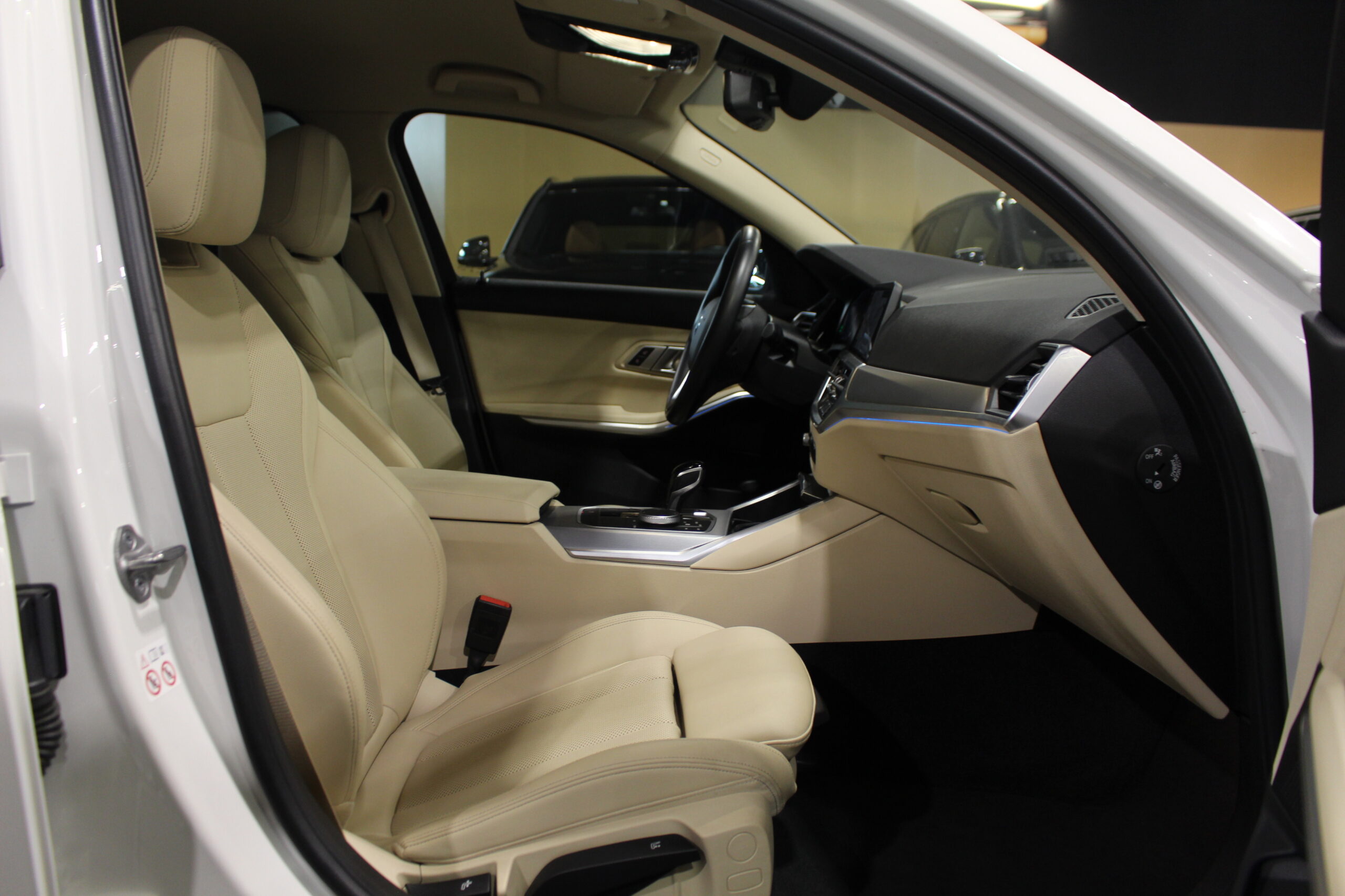 BMW 330e Plug-In