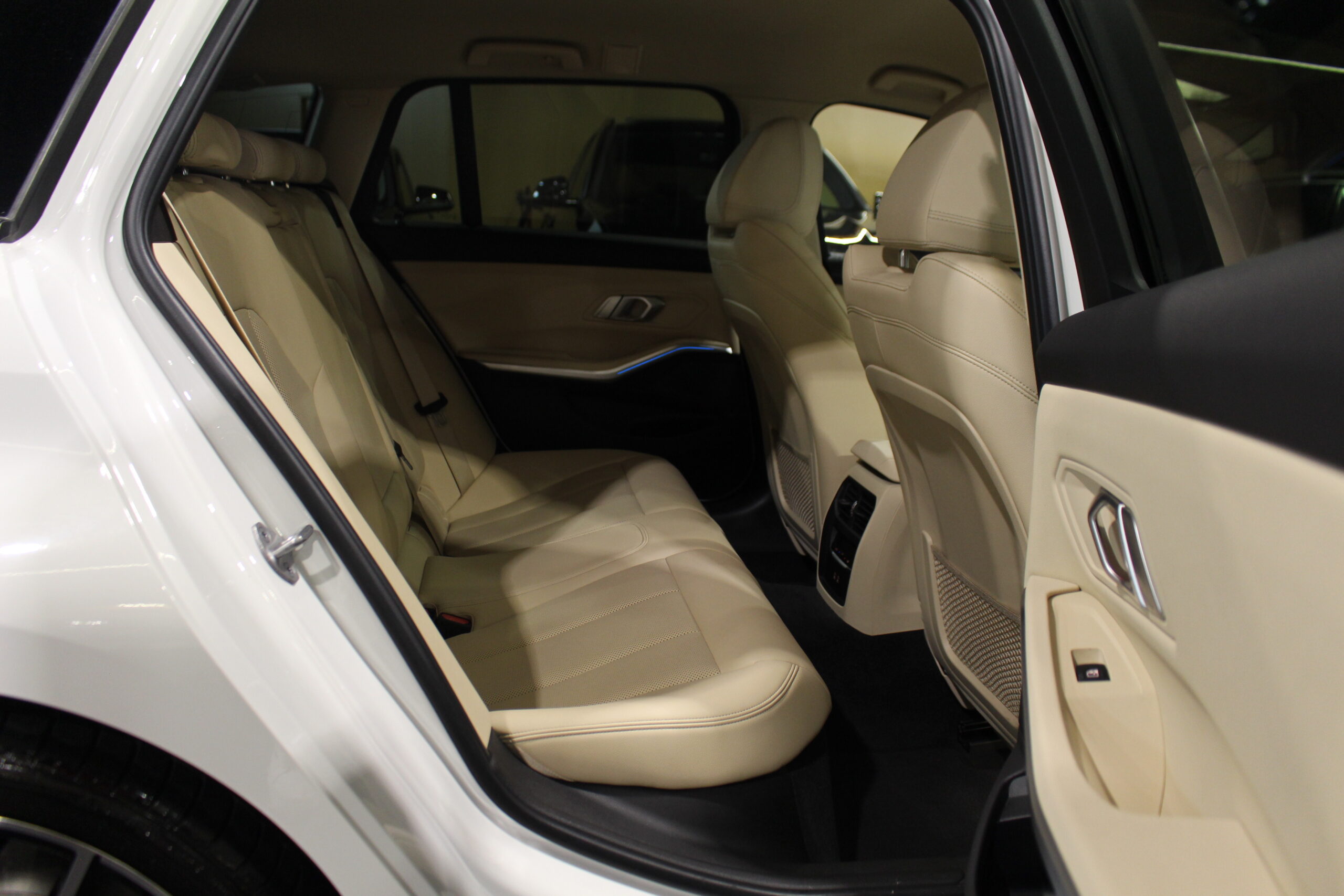 BMW 330e Plug-In
