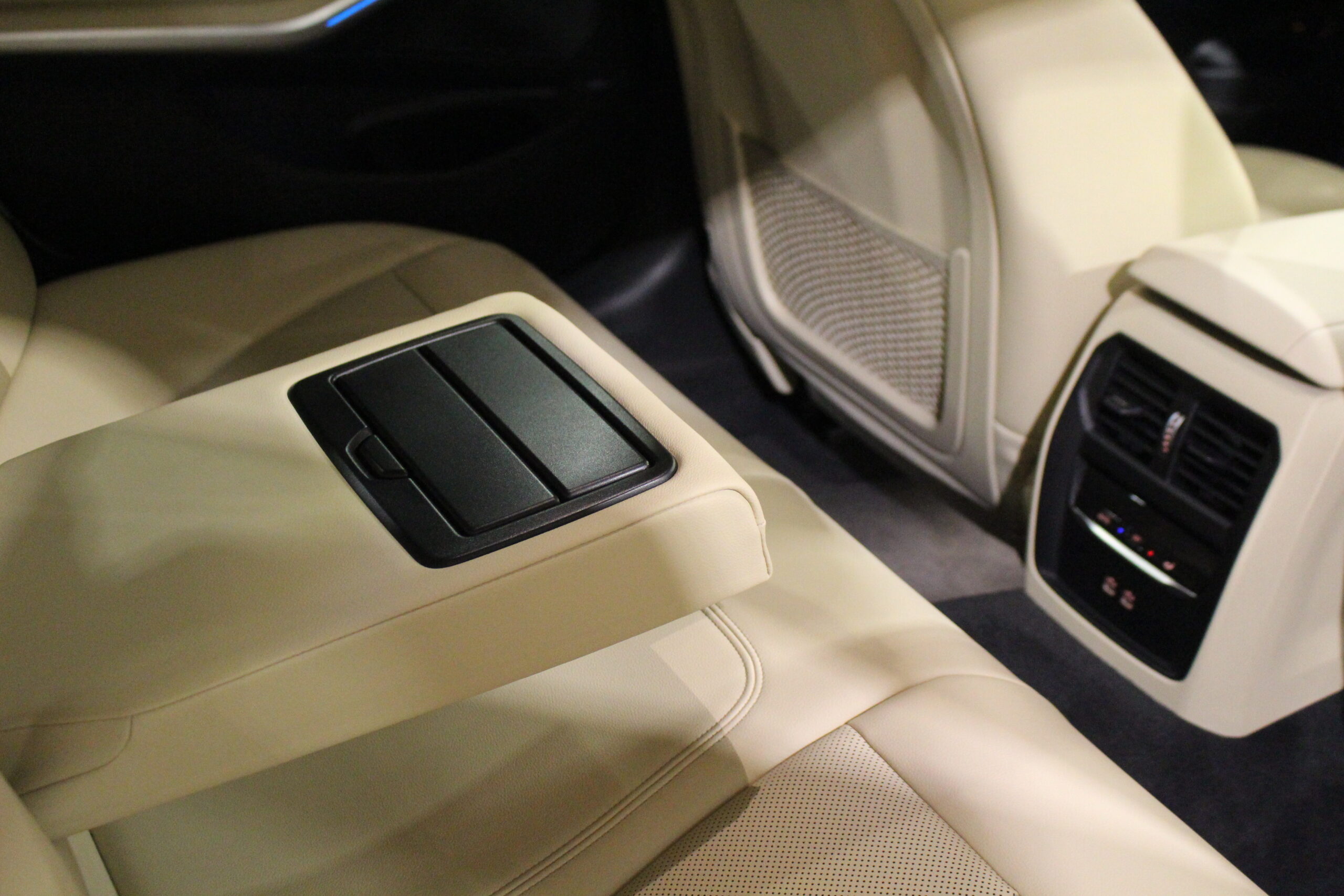BMW 330e Plug-In