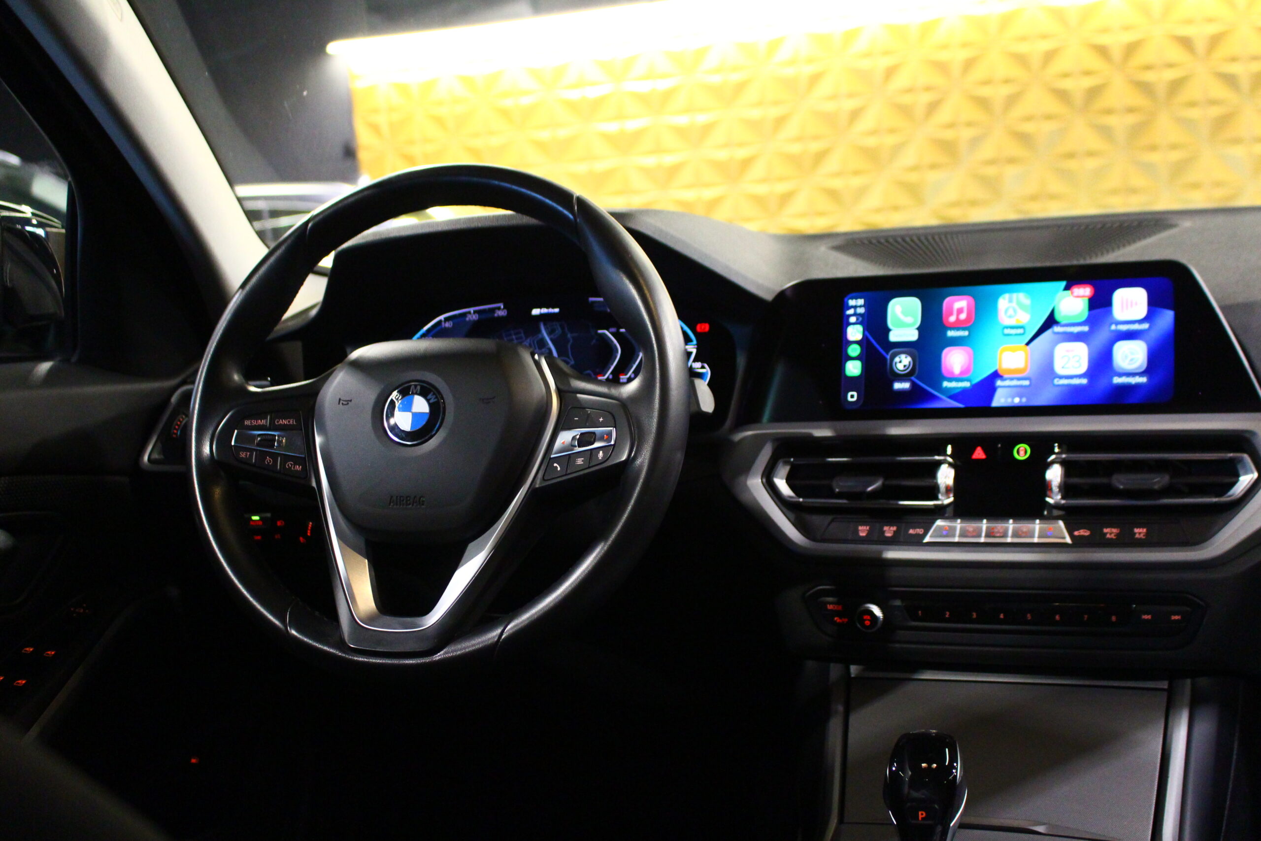 BMW 330e Nacional