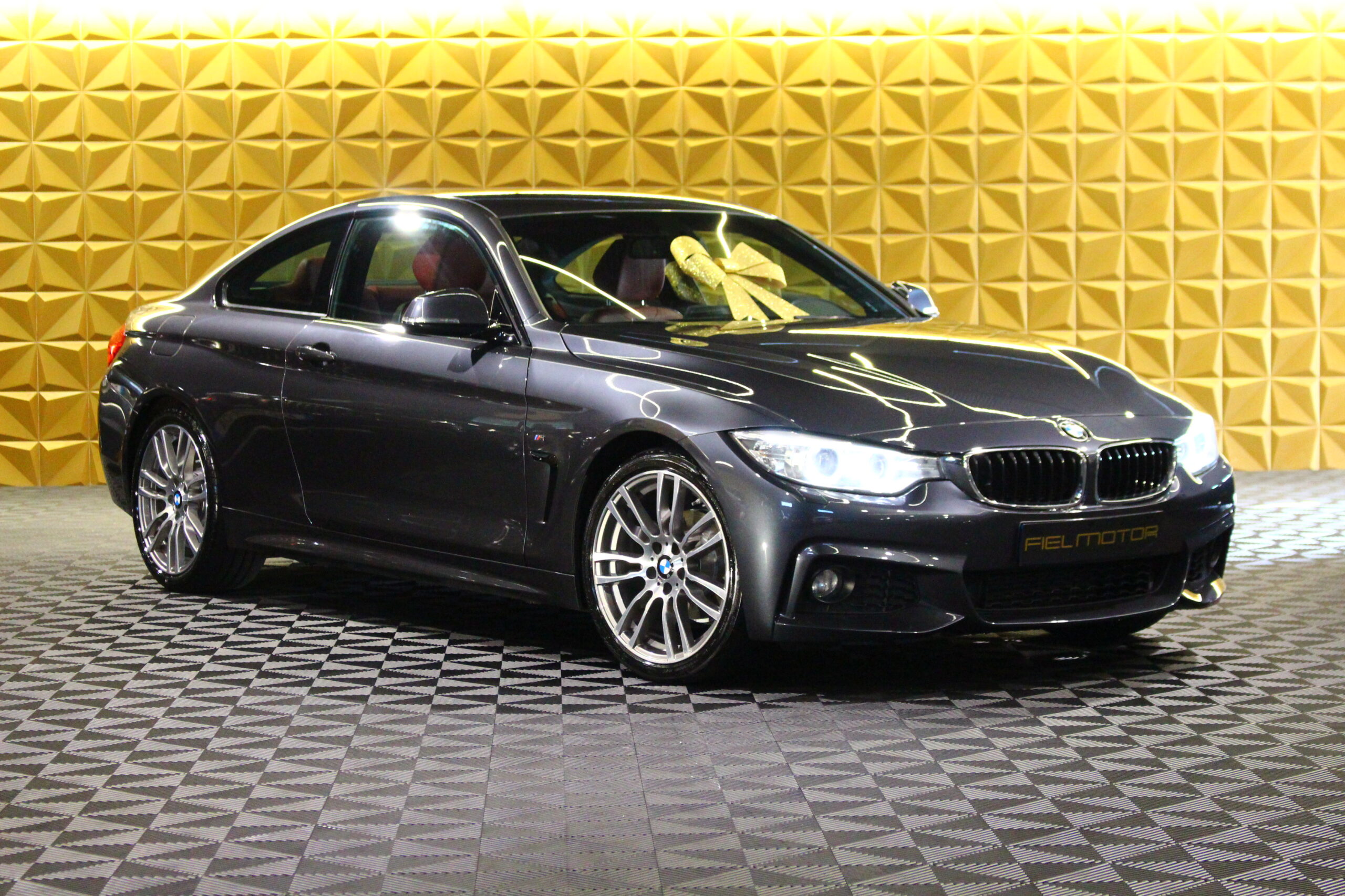 BMW 418d Coupé Pack M