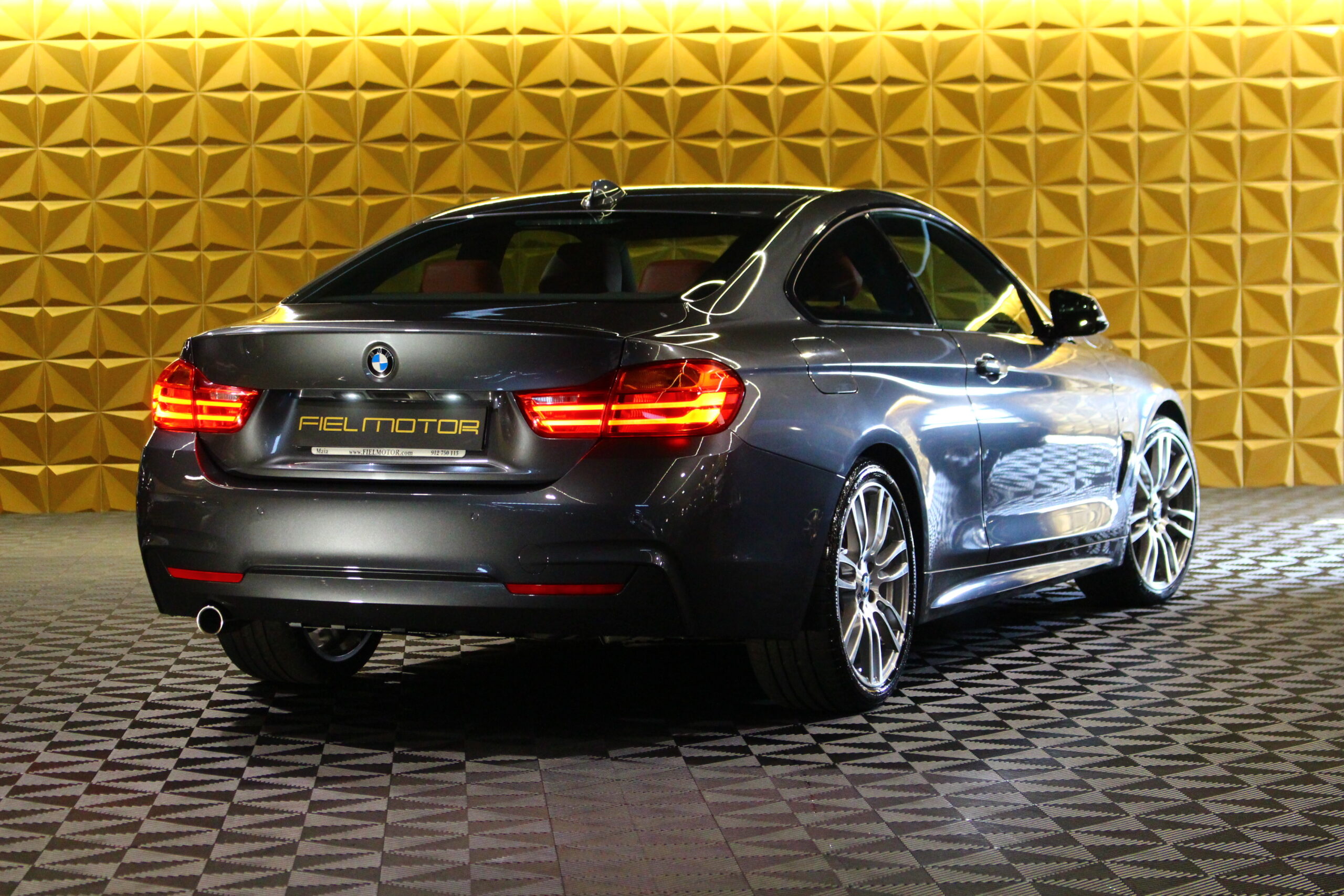 BMW 418d Coupé Pack M