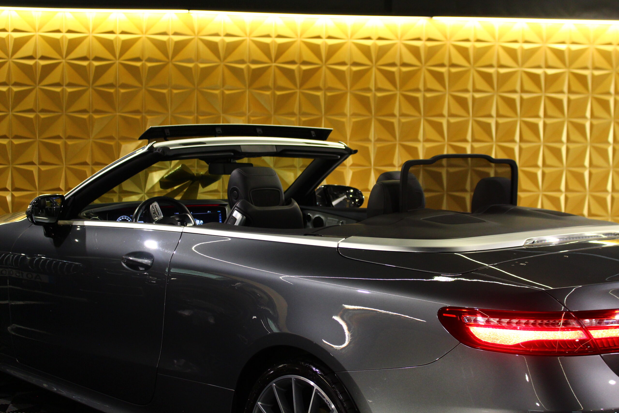 Mercedes-Benz E 200 Cabrio AMG Line