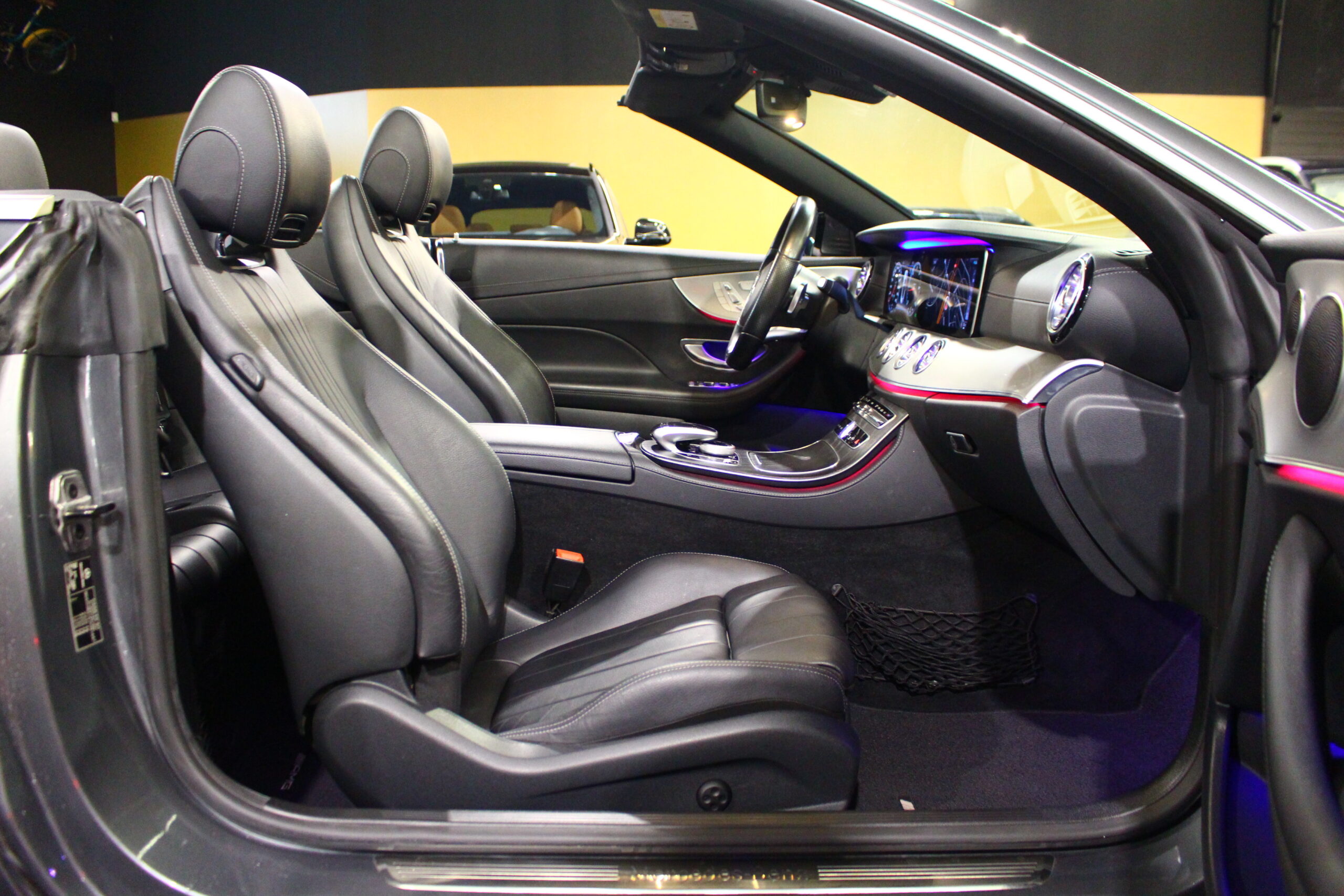 Mercedes-Benz E 200 Cabrio AMG Line