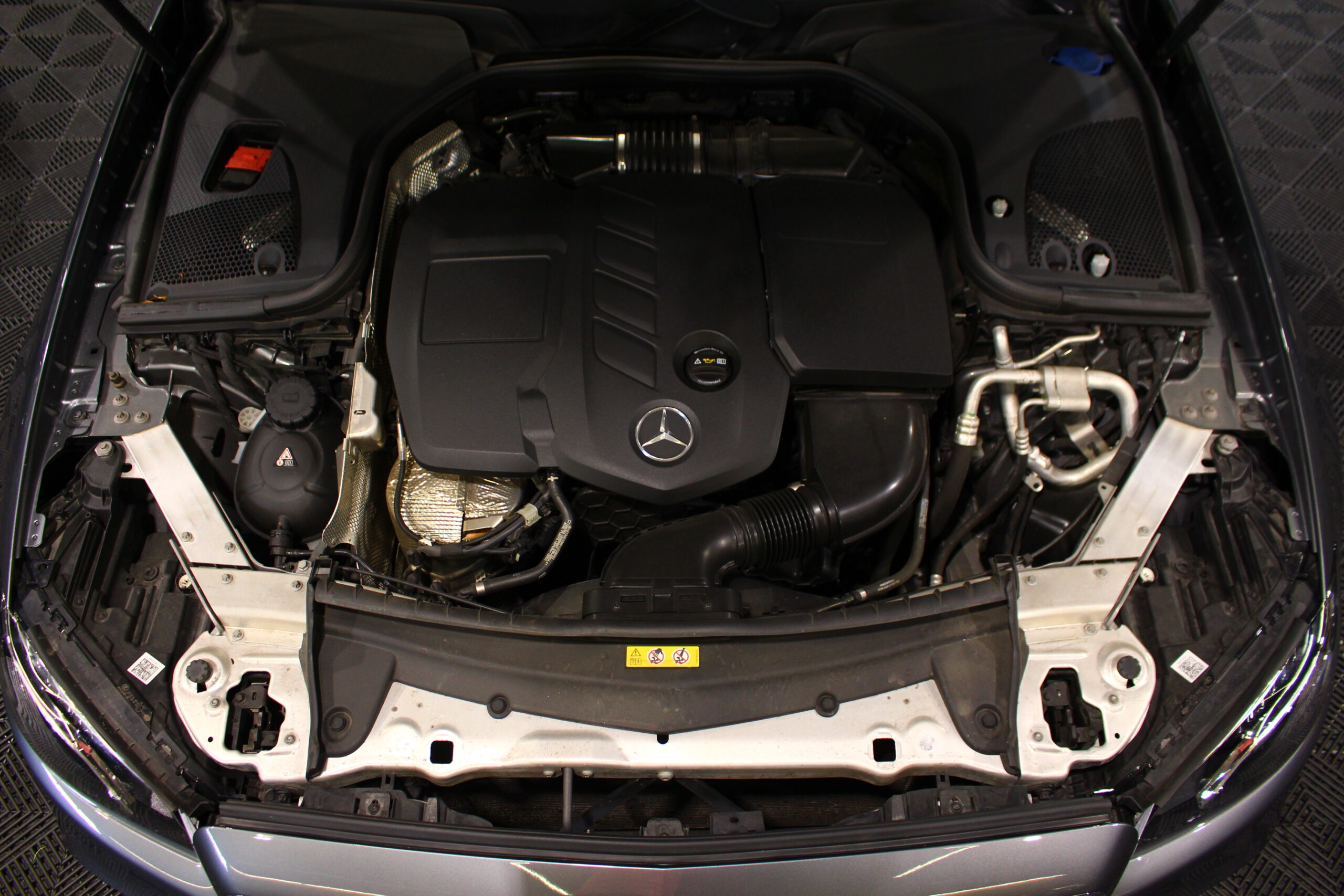 Mercedes-Benz E 200 Cabrio AMG Line