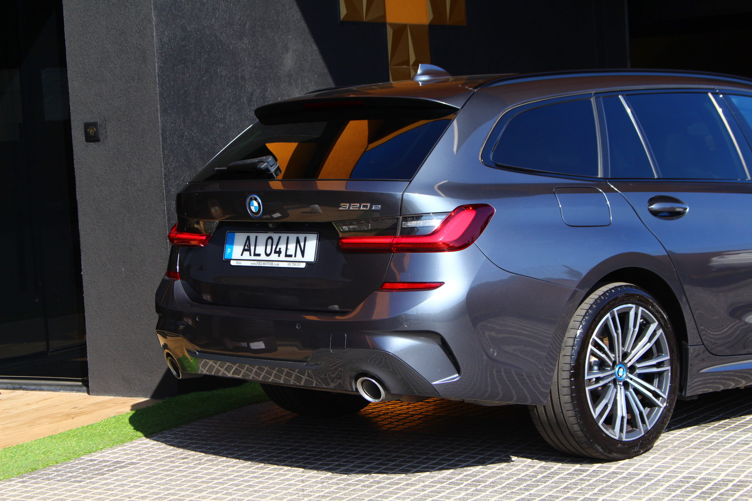 Bmw 320e Pack M