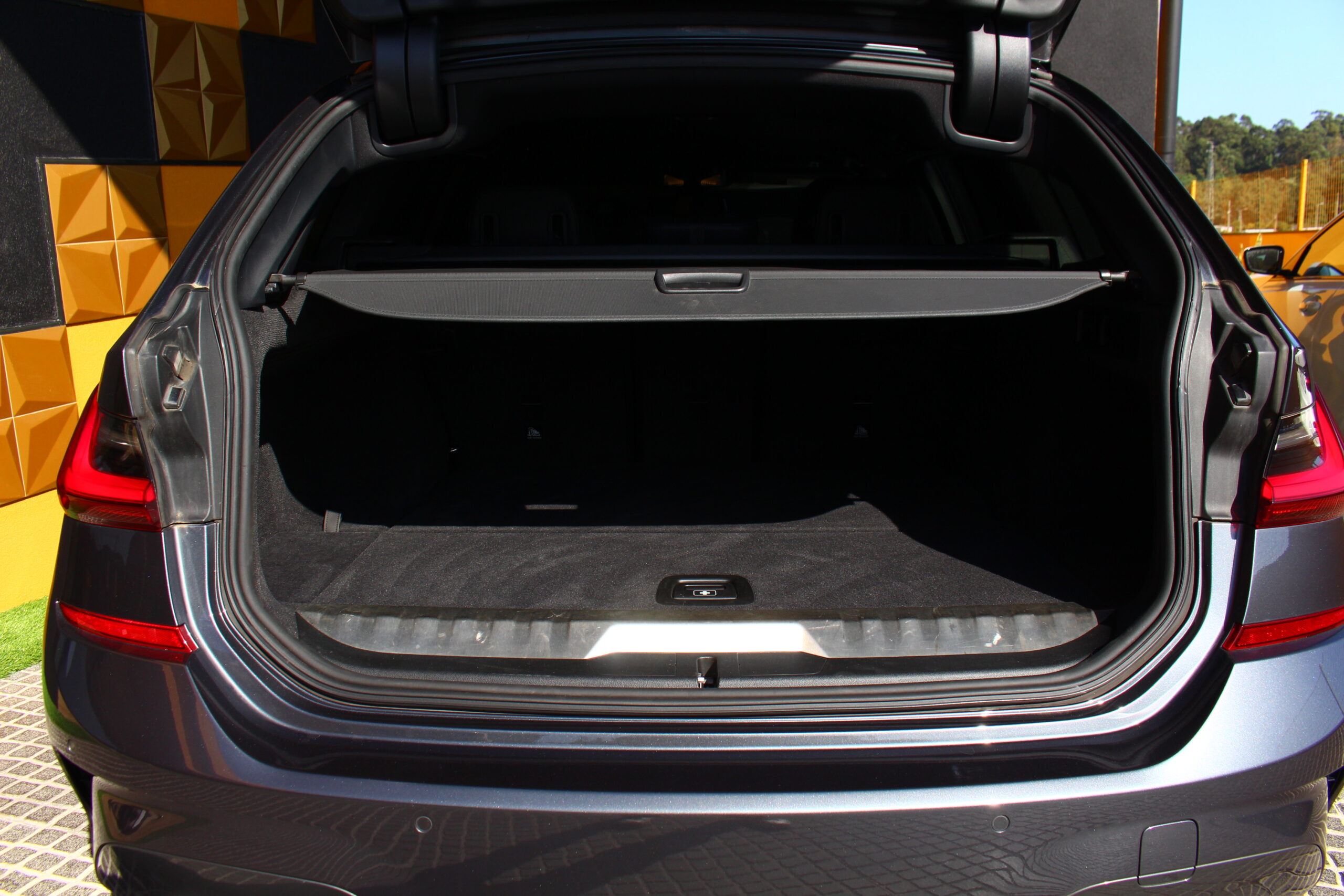 Bmw 320e Pack M