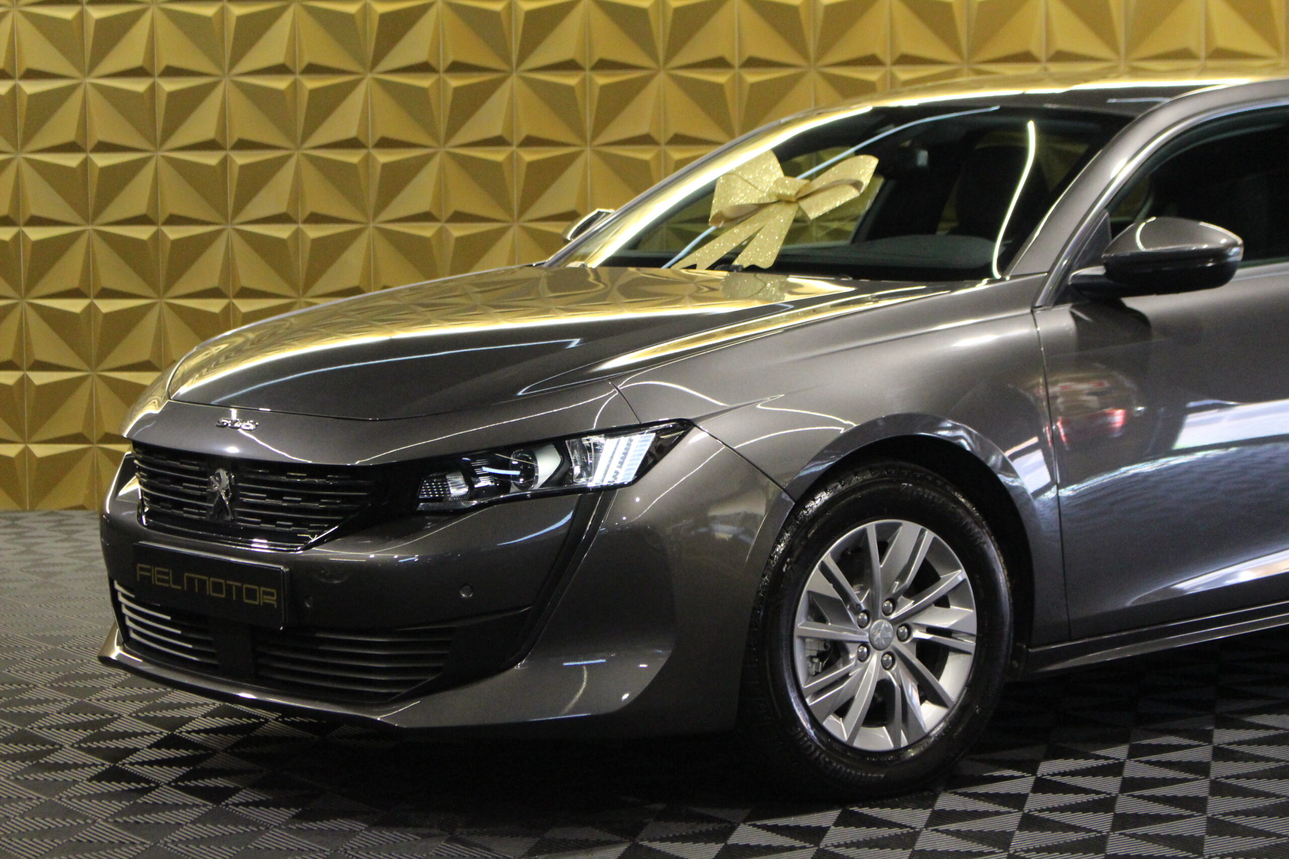 Peugeot 508 Fastback EAT8