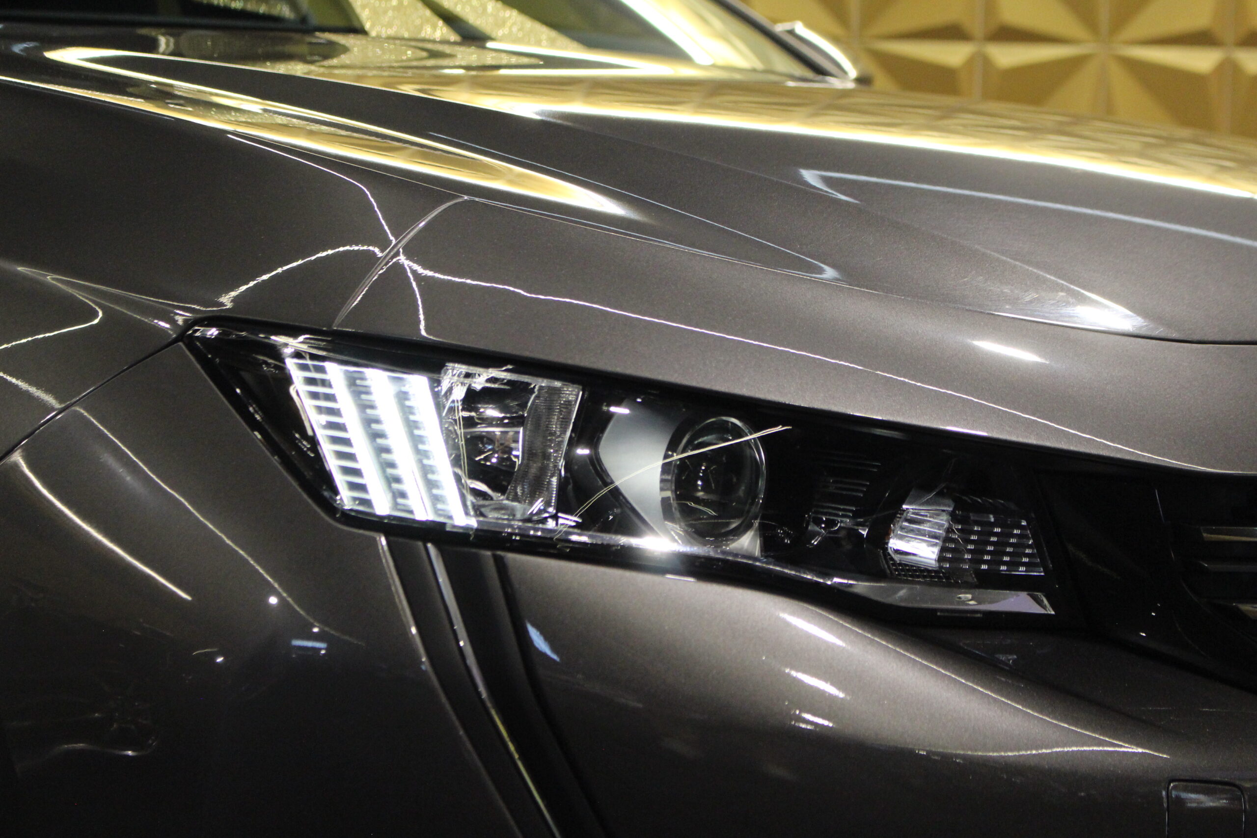Peugeot 508 Fastback EAT8