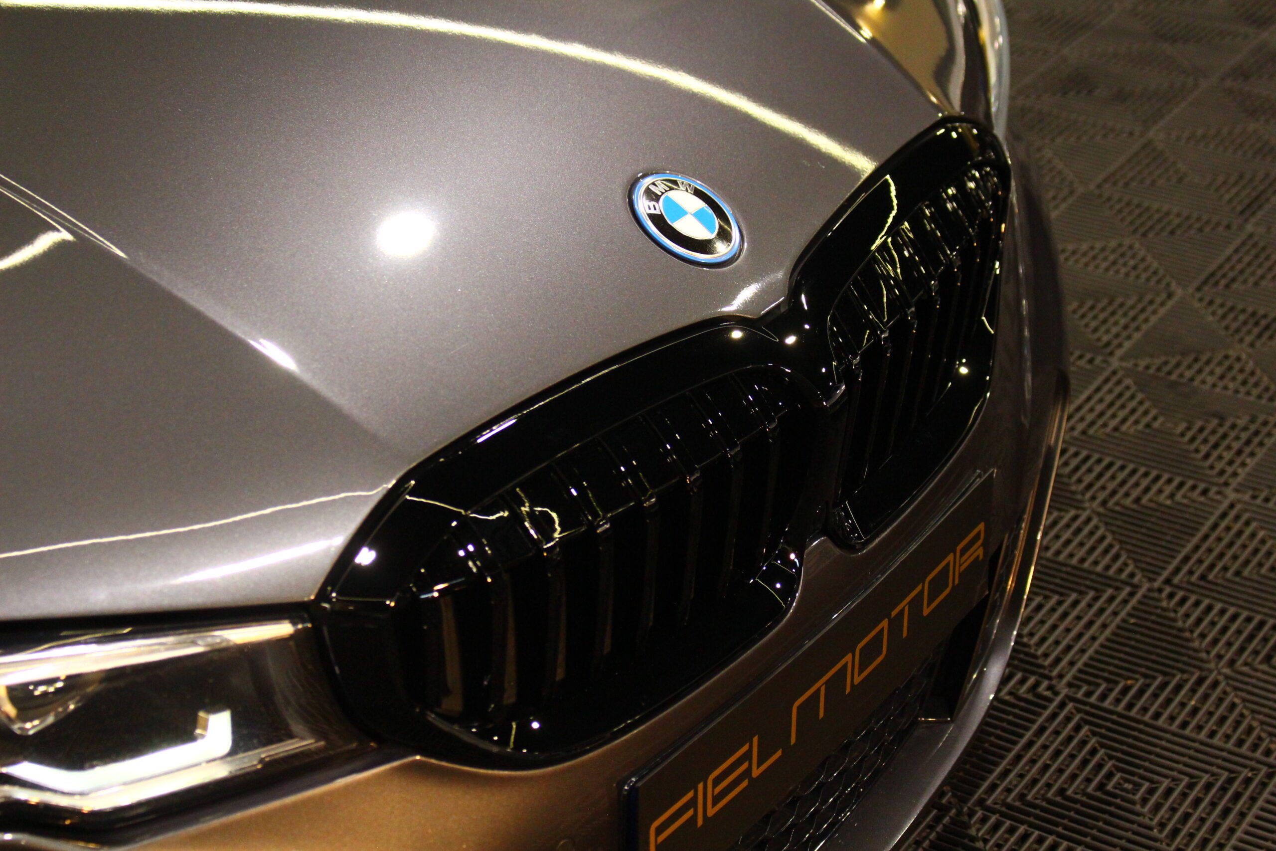 Bmw 320e Pack M