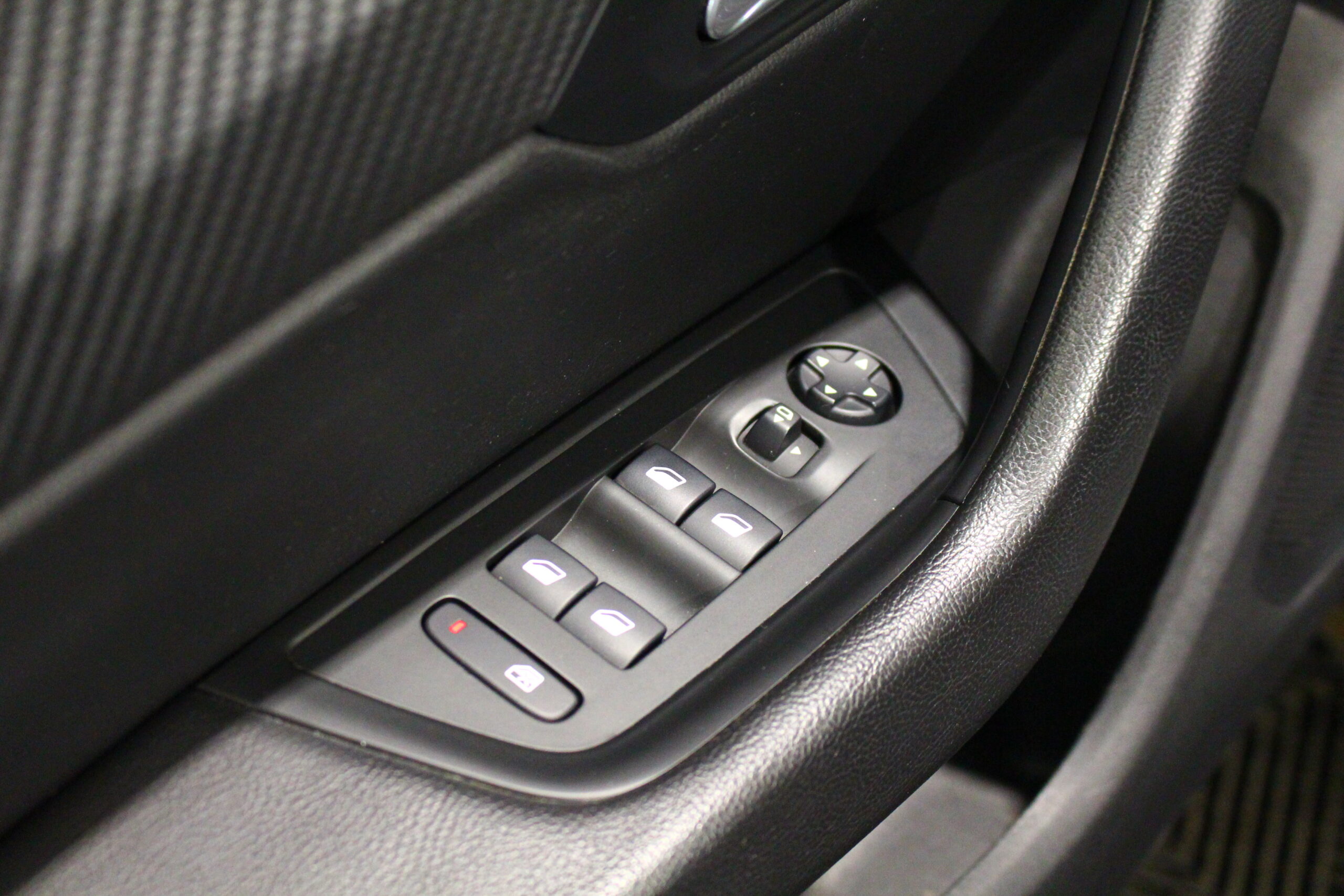 Peugeot 508 Fastback EAT8