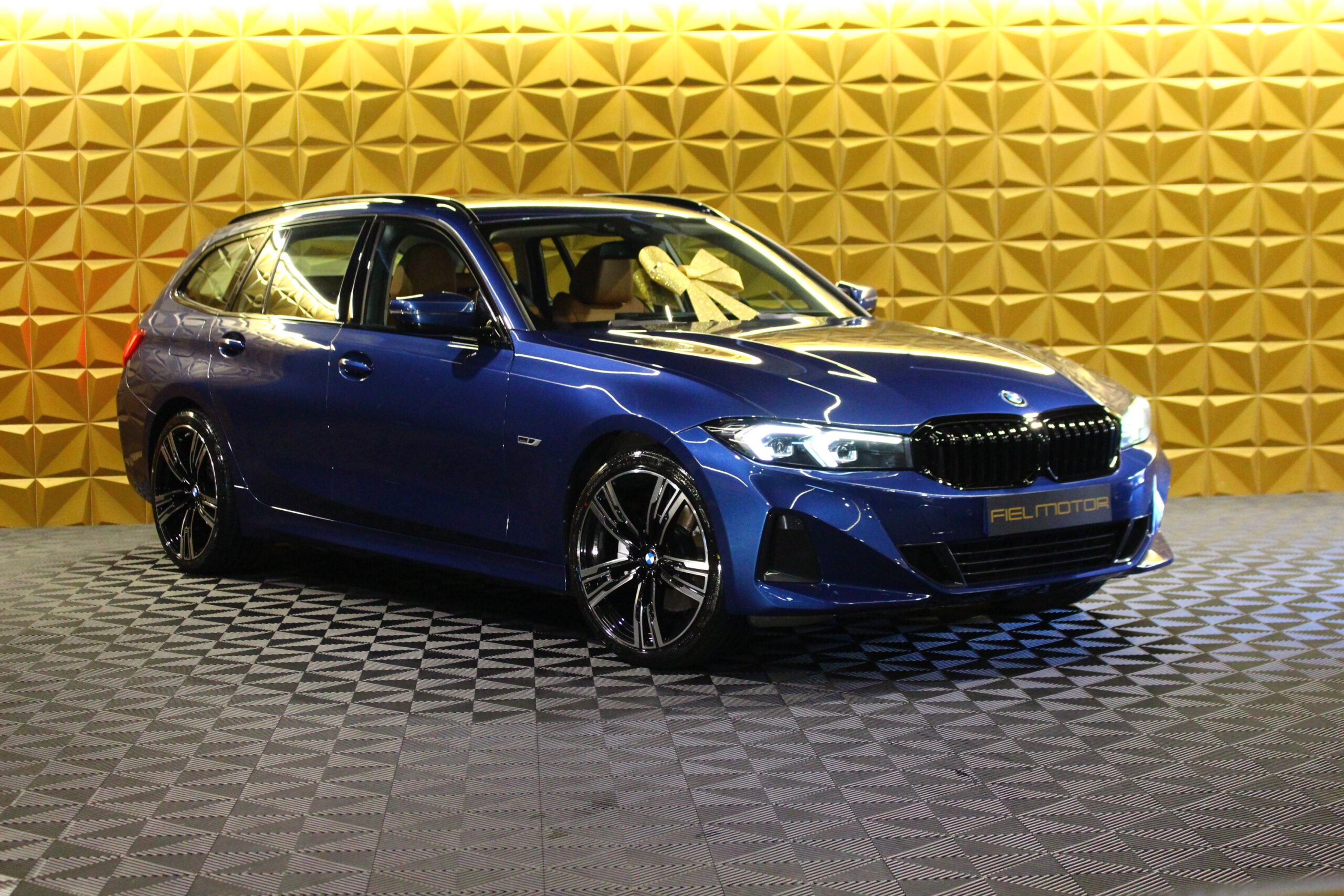 BMW 320e Line Sport