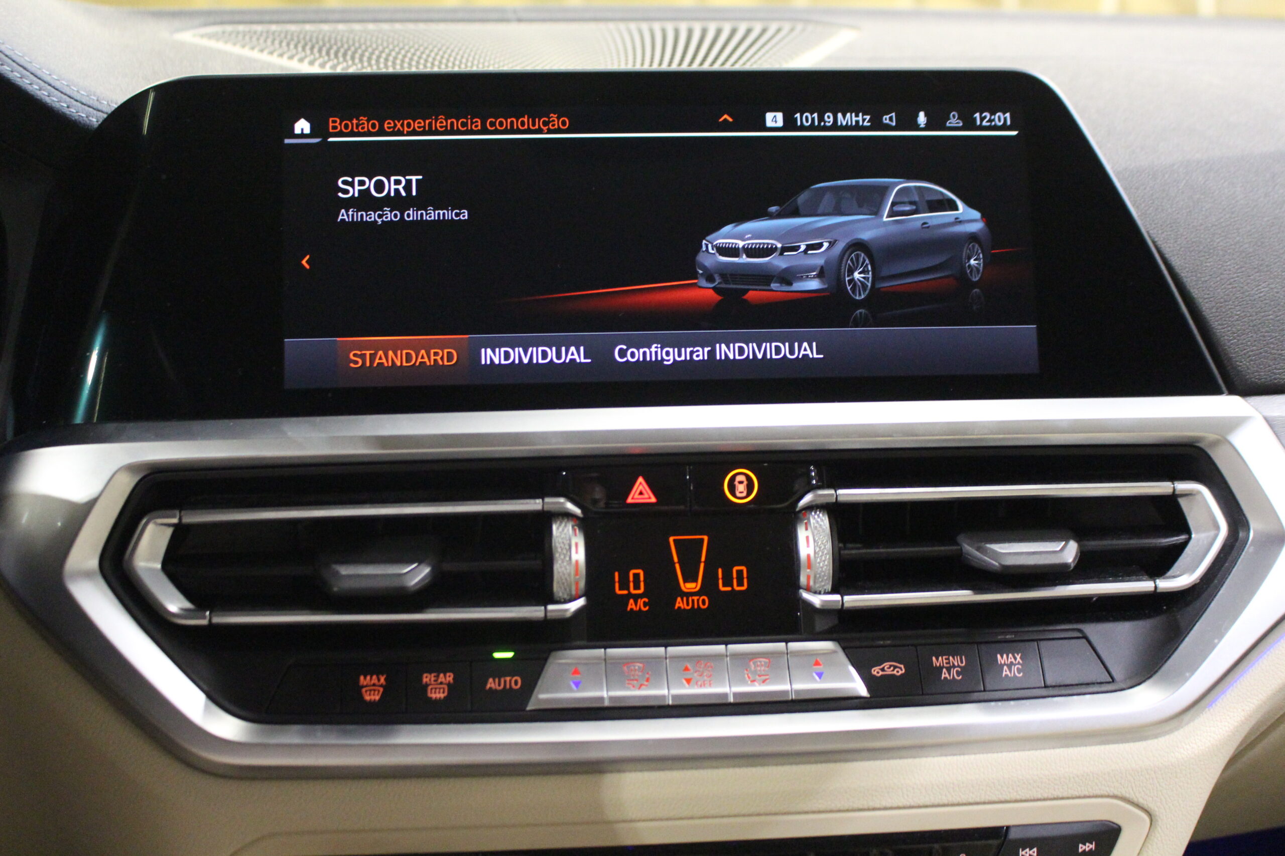 BMW 318d Line Luxury Auto