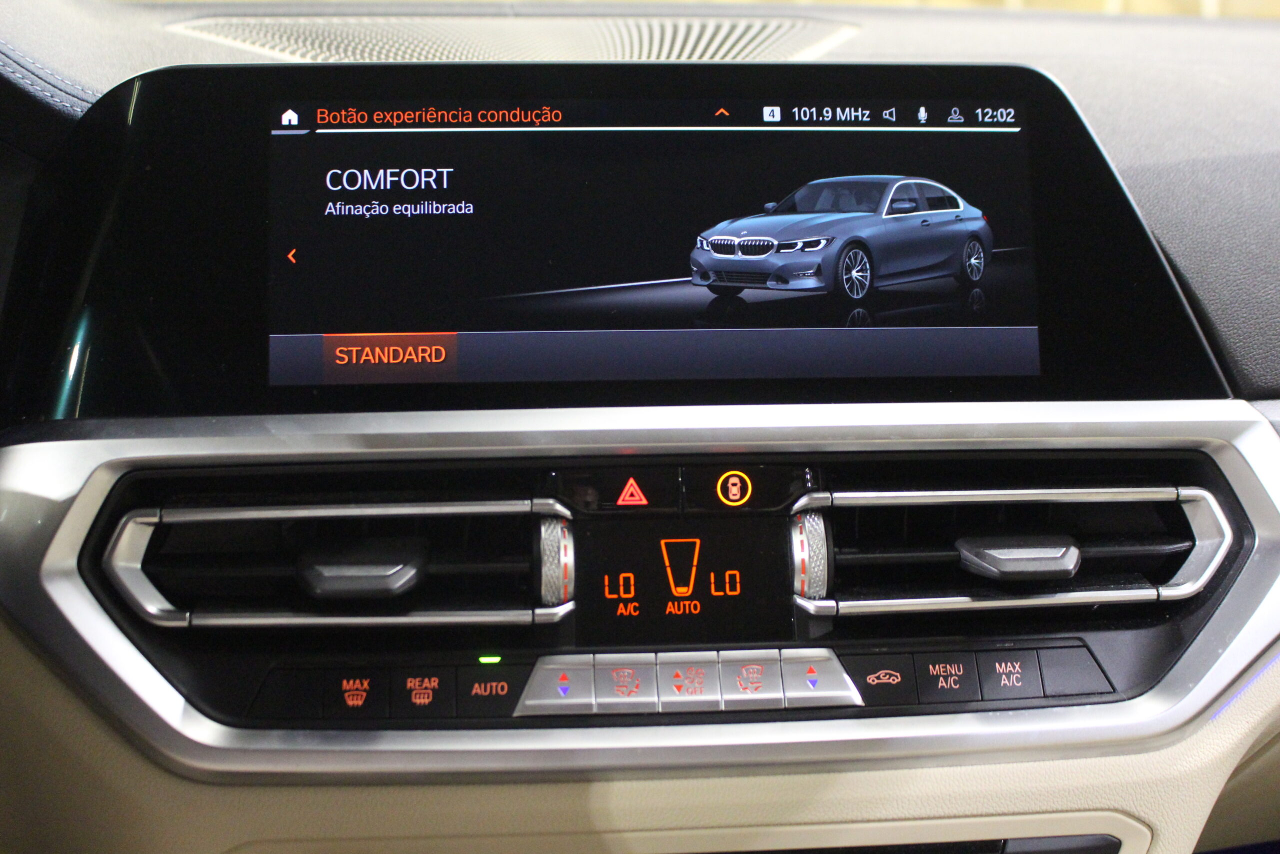 BMW 318d Line Luxury Auto