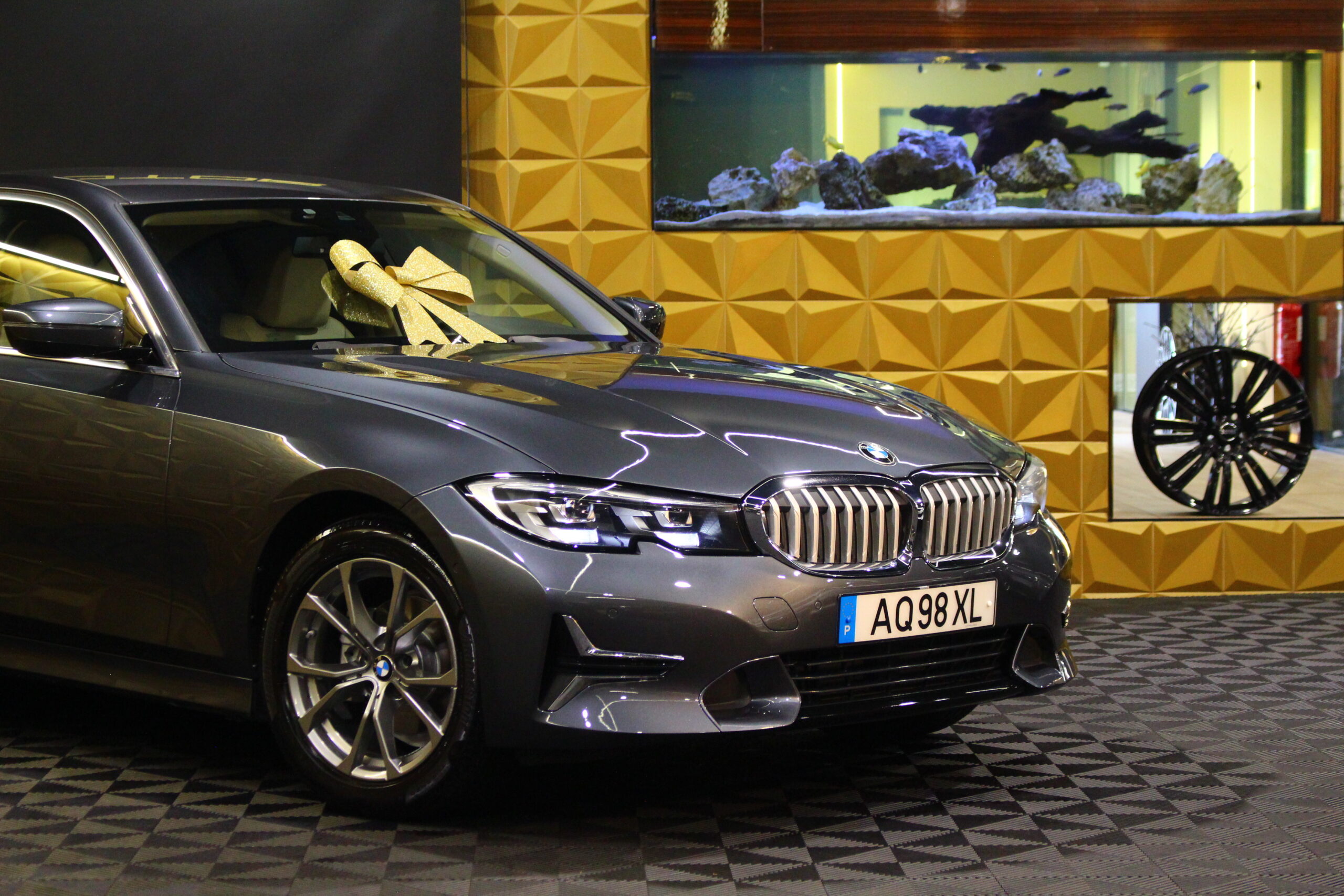BMW 318d Line Luxury Auto
