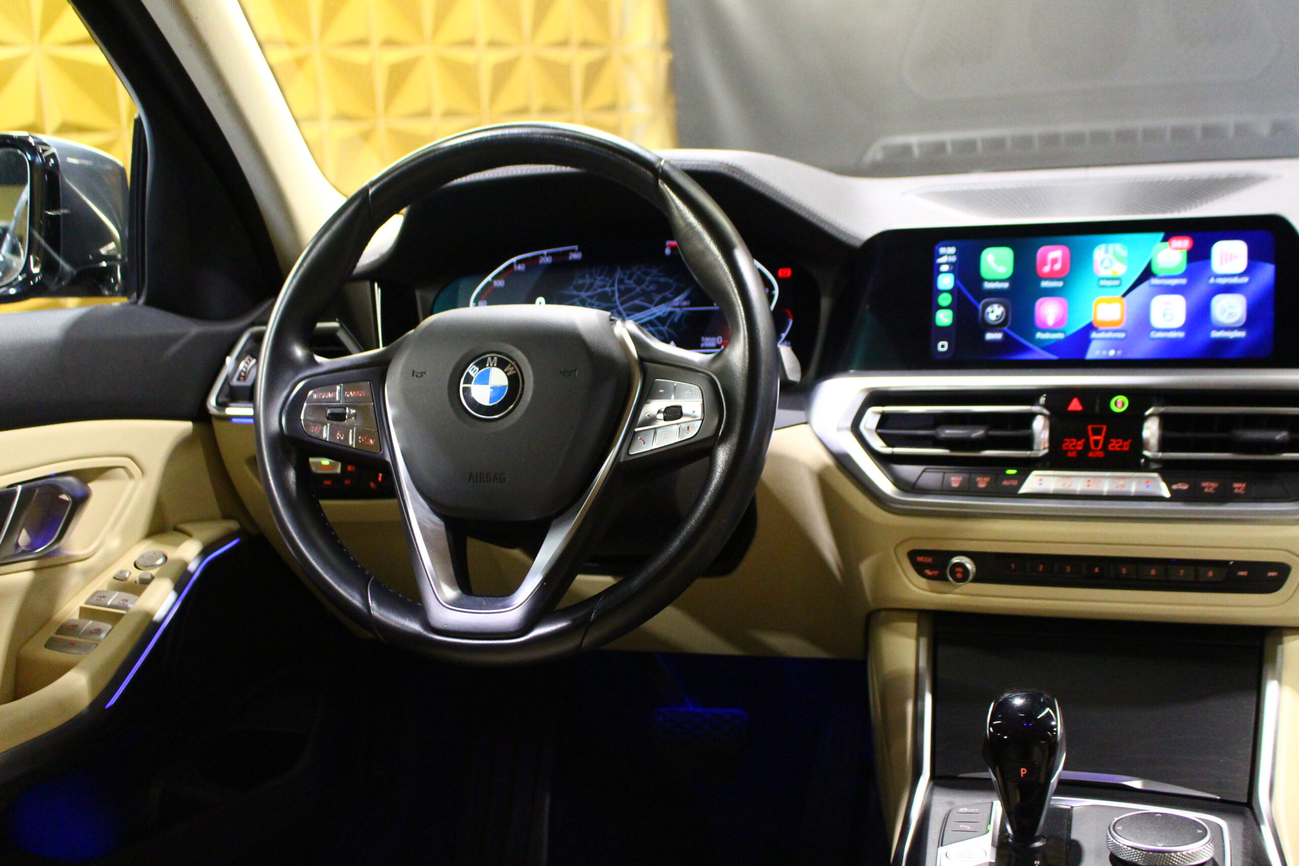 BMW 318d Line Luxury Auto