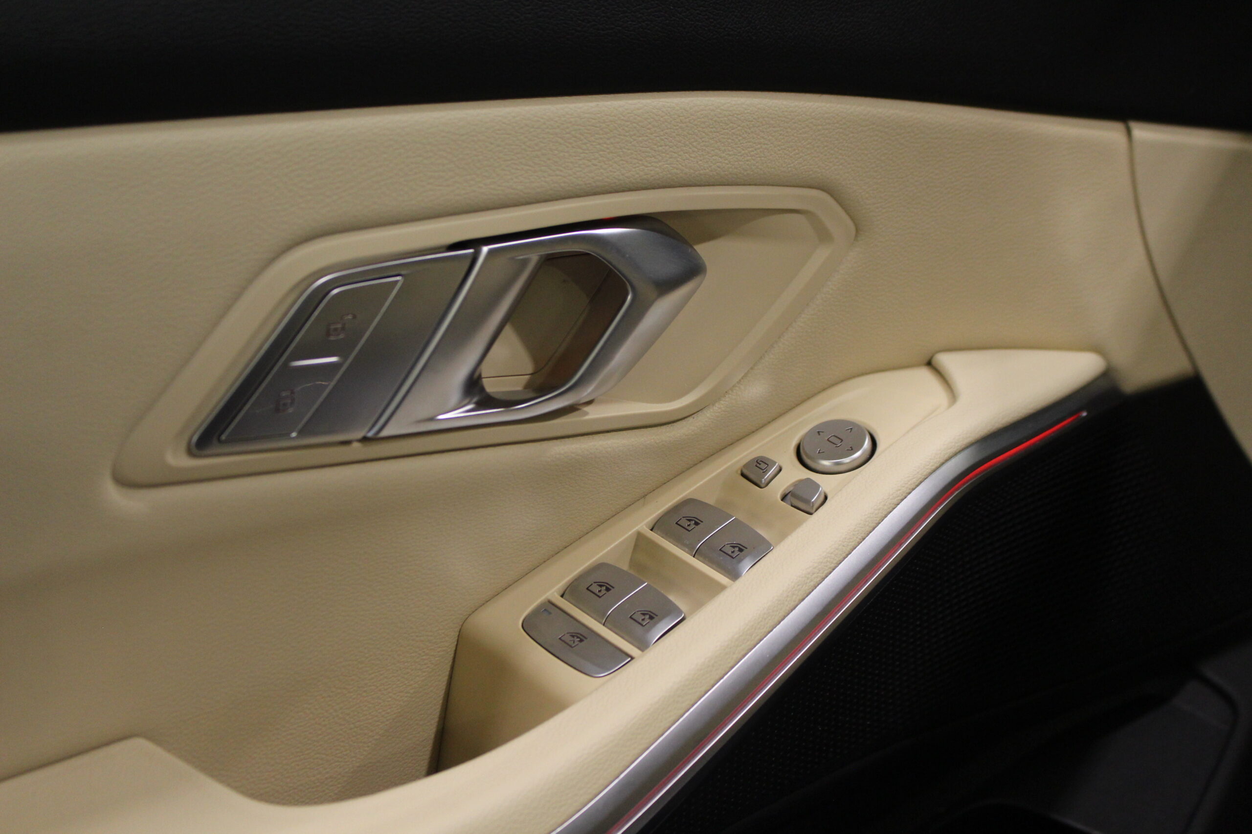 BMW 318d Line Luxury Auto
