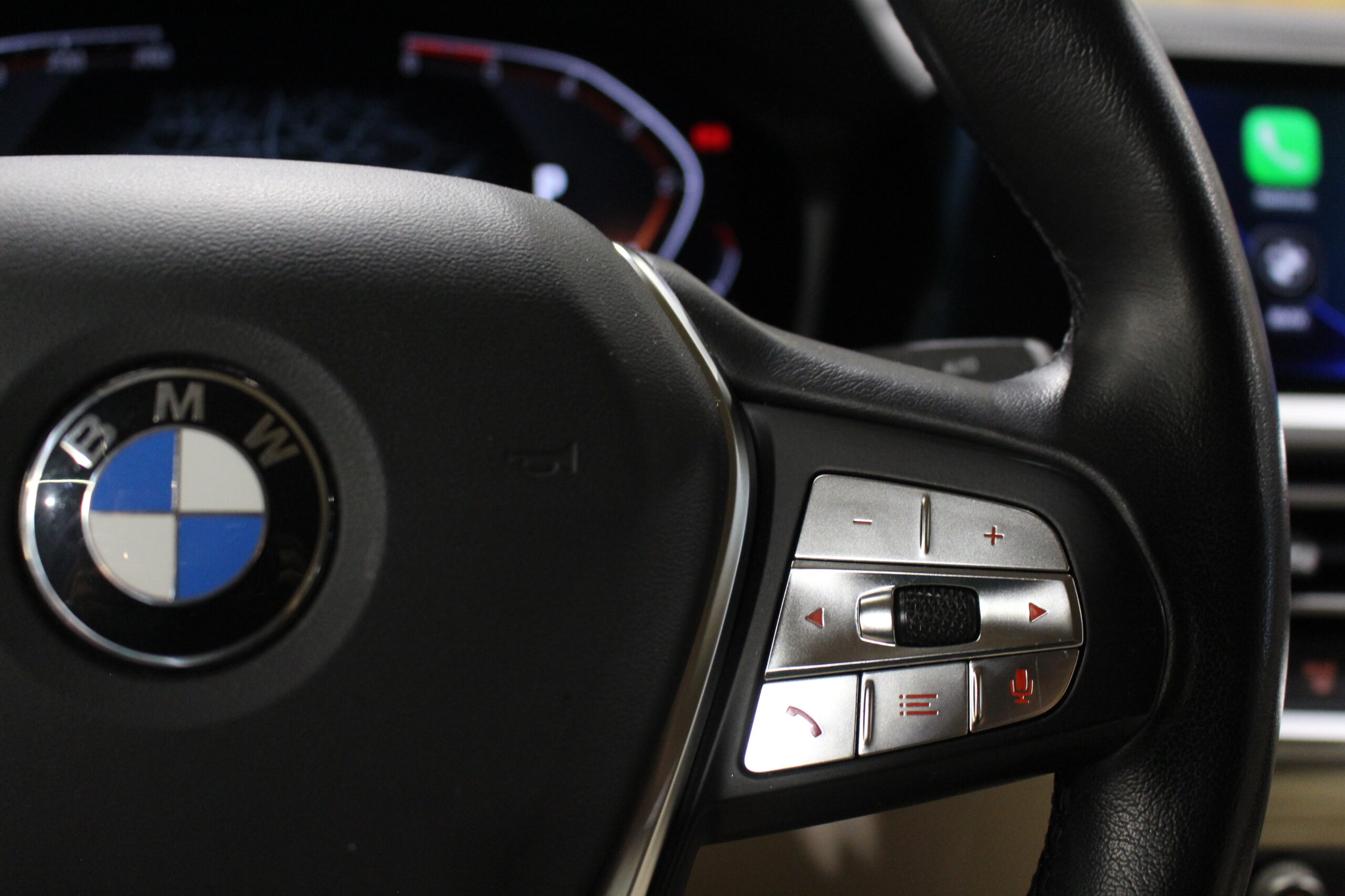 BMW 318d Line Luxury Auto