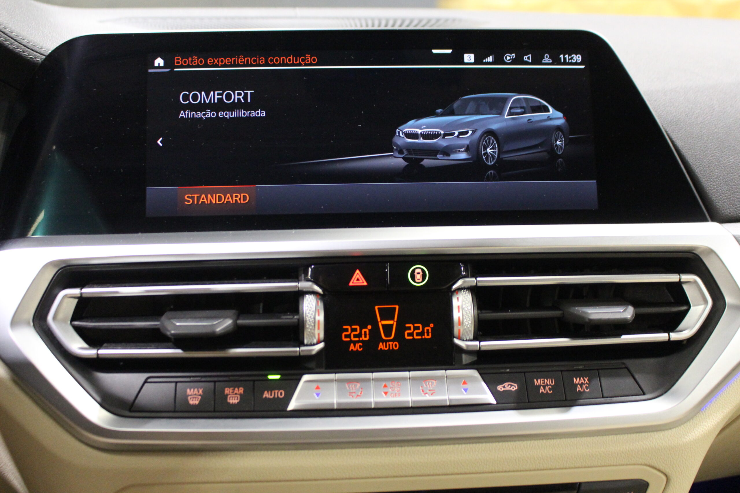 BMW 318d Line Luxury Auto