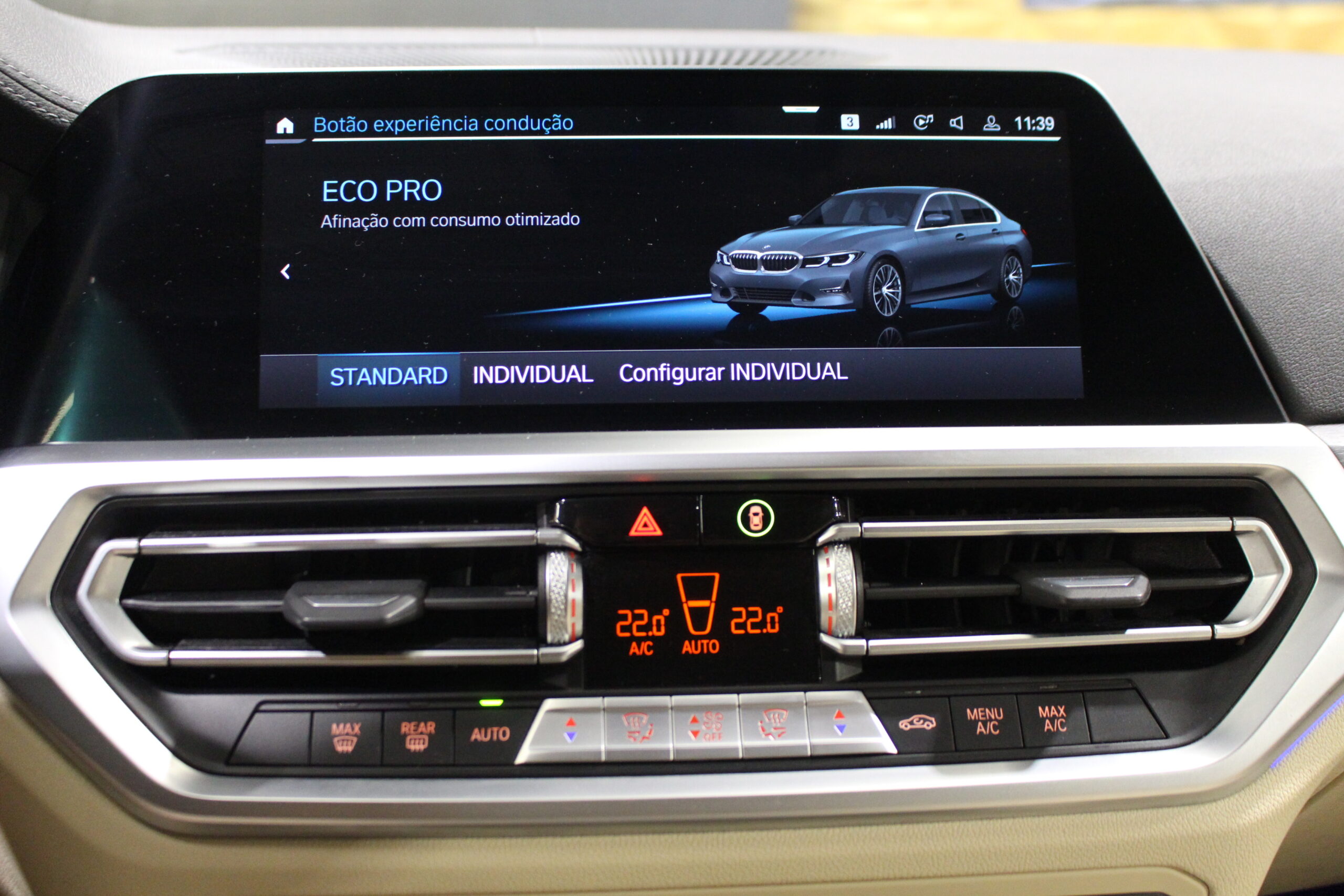 BMW 318d Line Luxury Auto