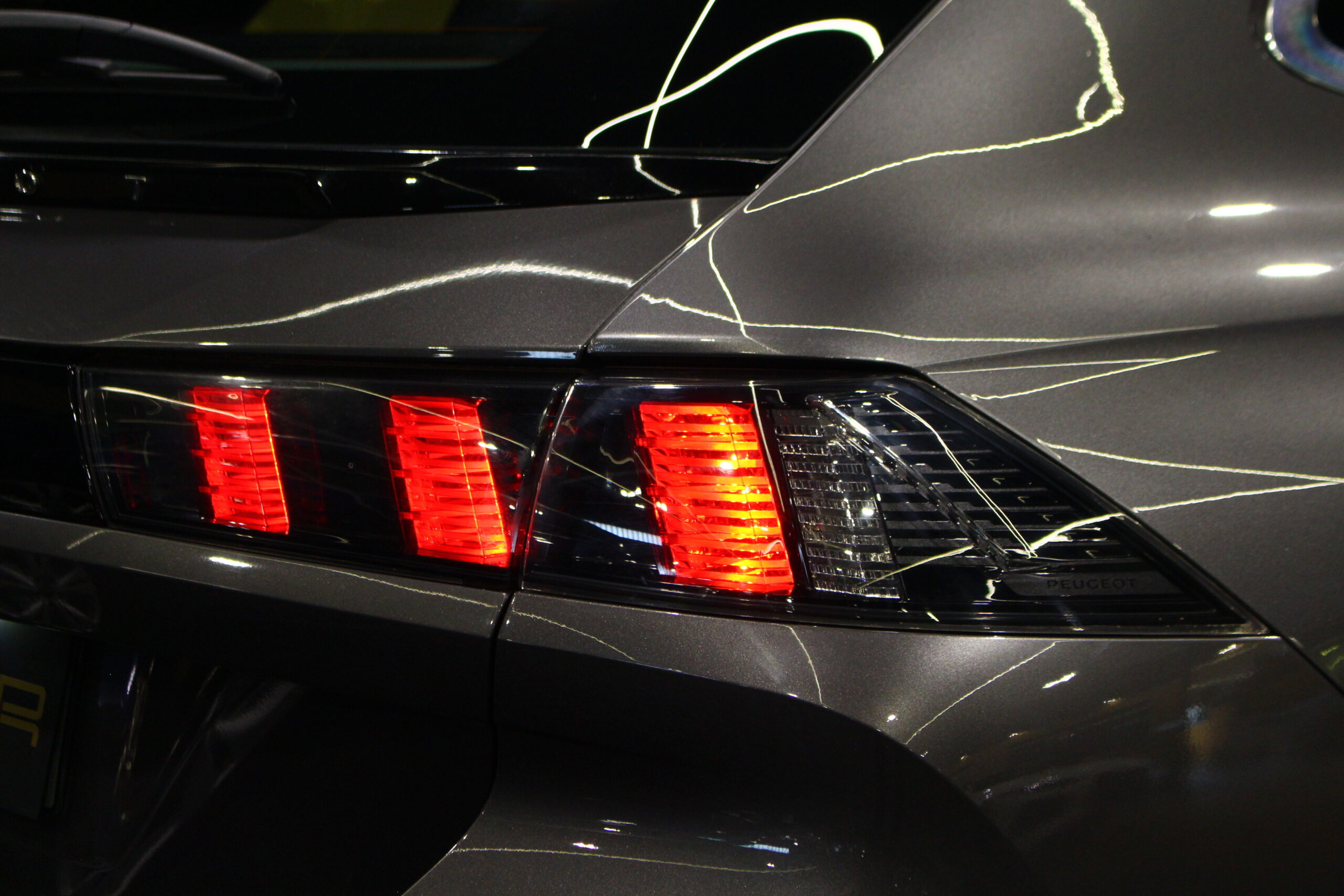 Peugeot 508SW EAT8