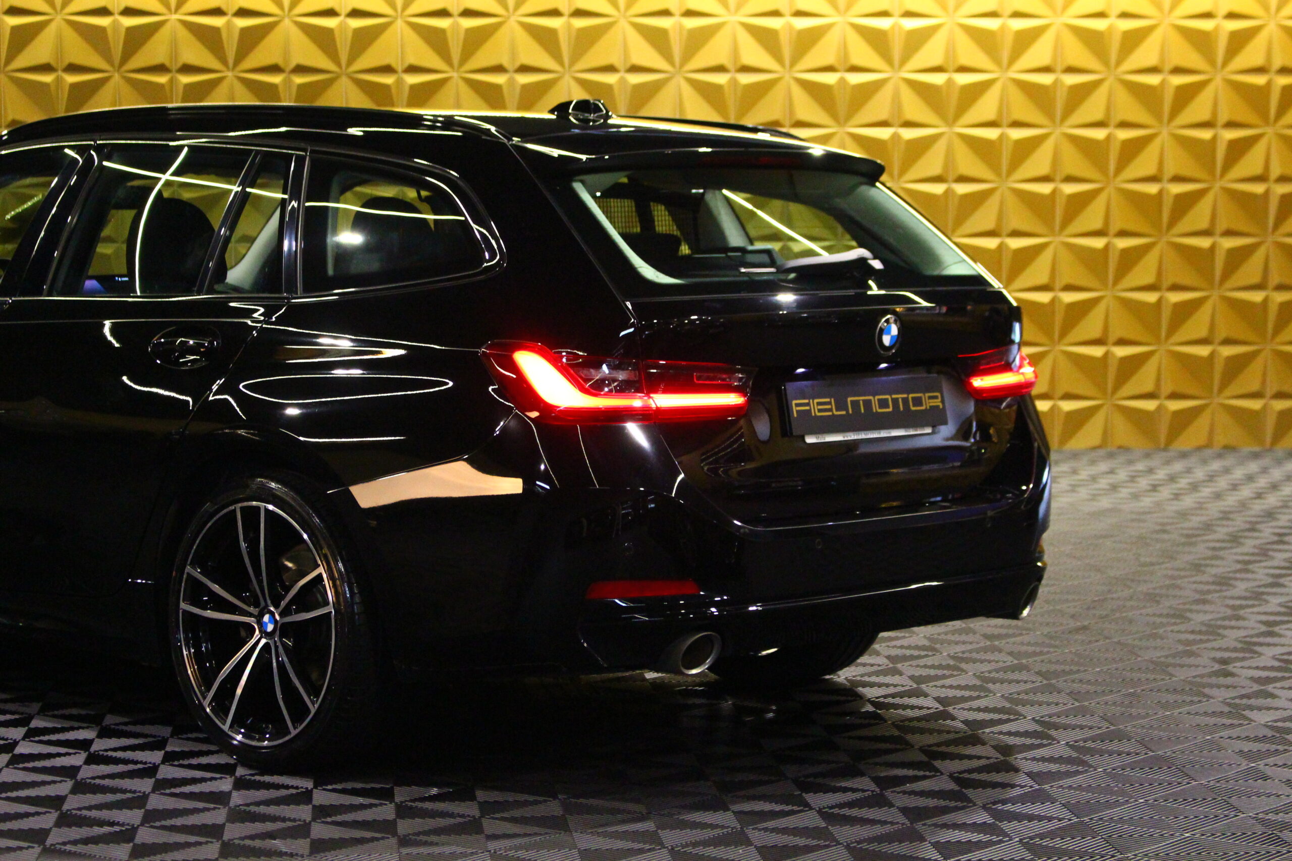 BMW 318 Touring 2.0d Auto