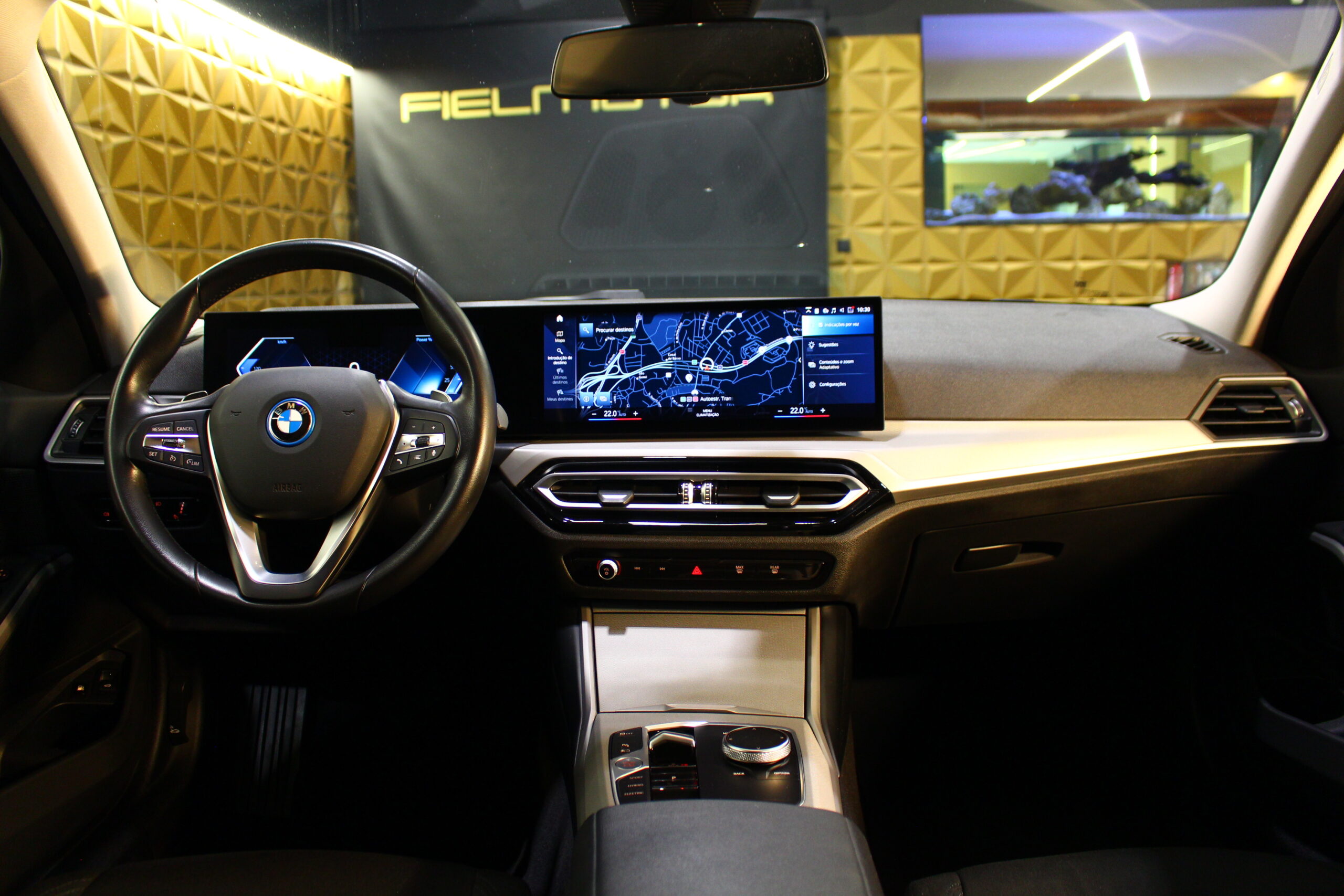BMW 320e Nacional