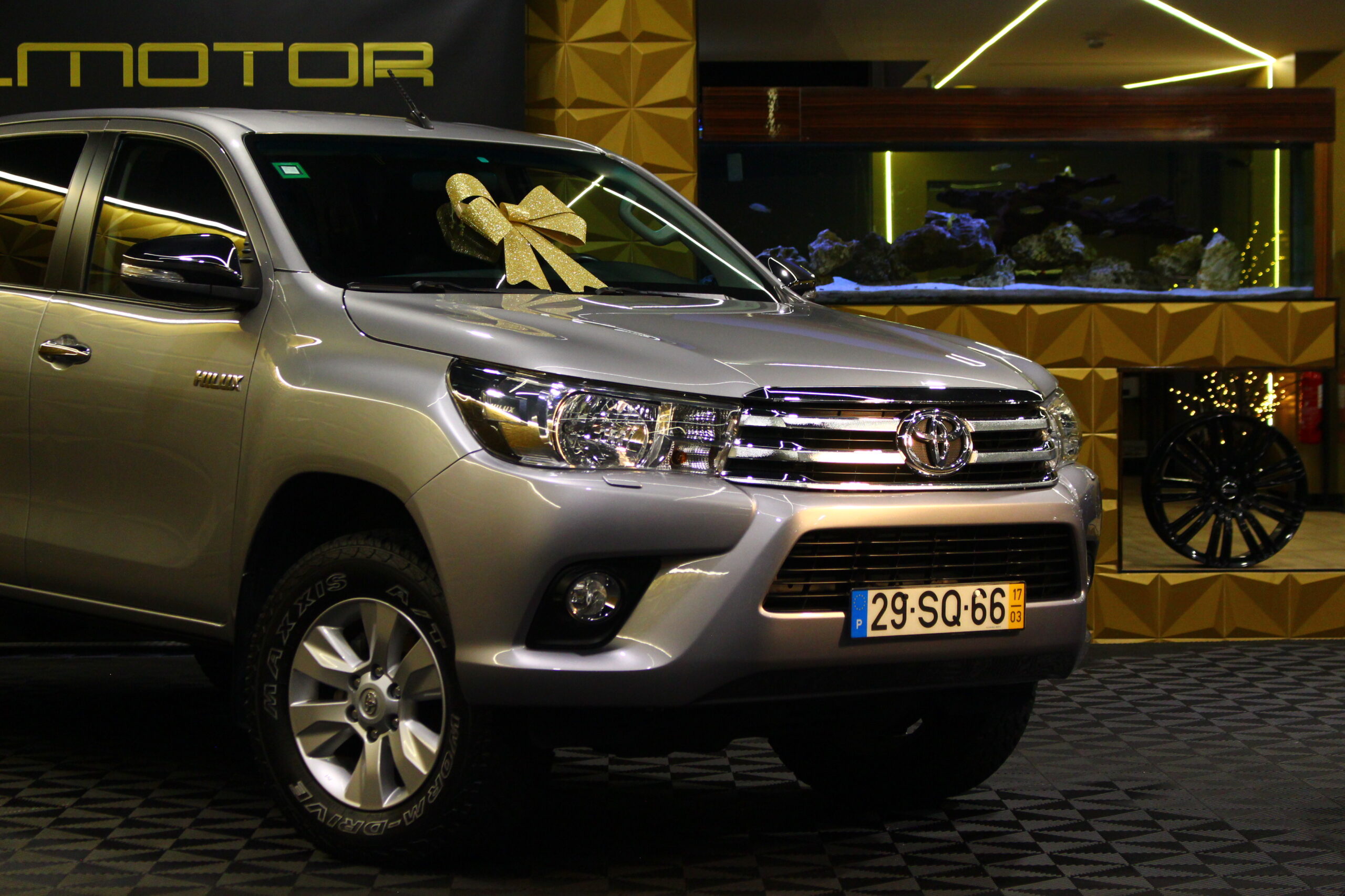 Toyota Hilux 2.4 D-4D 4WD Tracker