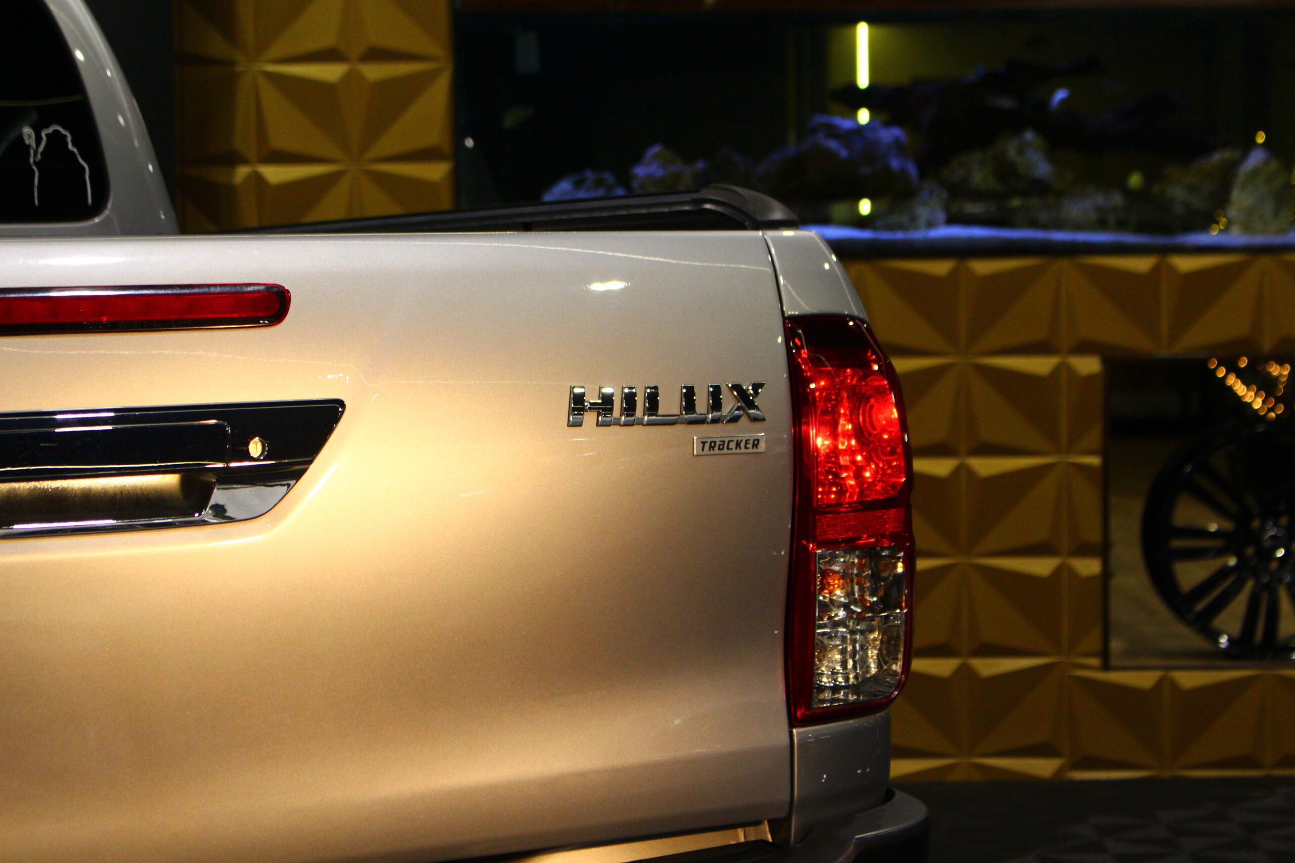 Toyota Hilux 2.4 D-4D 4WD Tracker